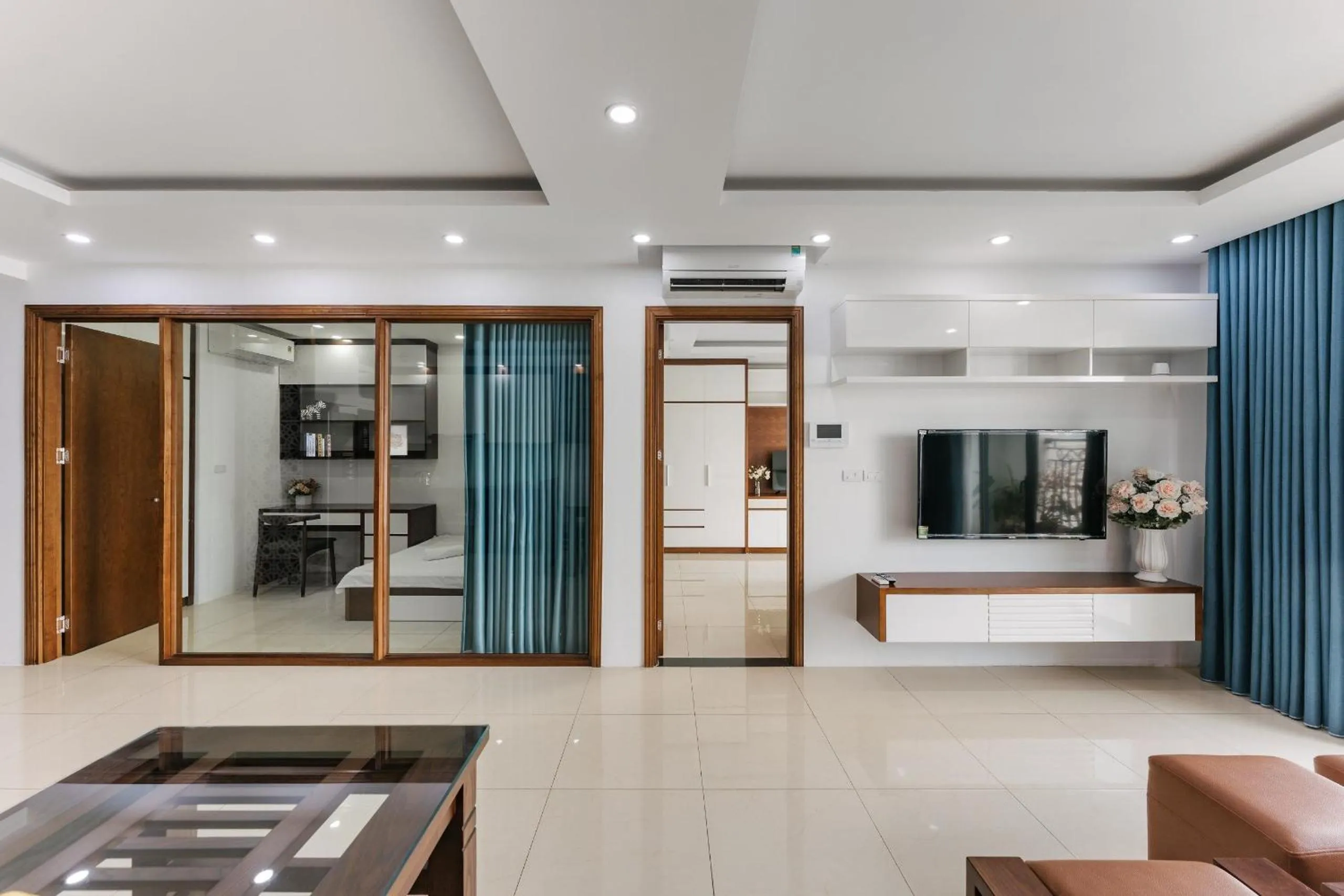 Photo of the whole room in Hanoi Westlake Homestay in D'Le Roi Soleil Building