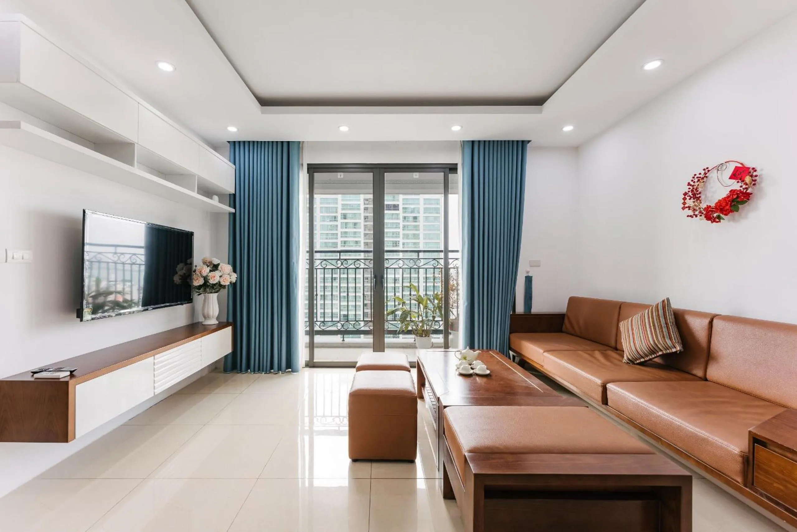 TV and multimedia in Hanoi Westlake Homestay in D'Le Roi Soleil Building