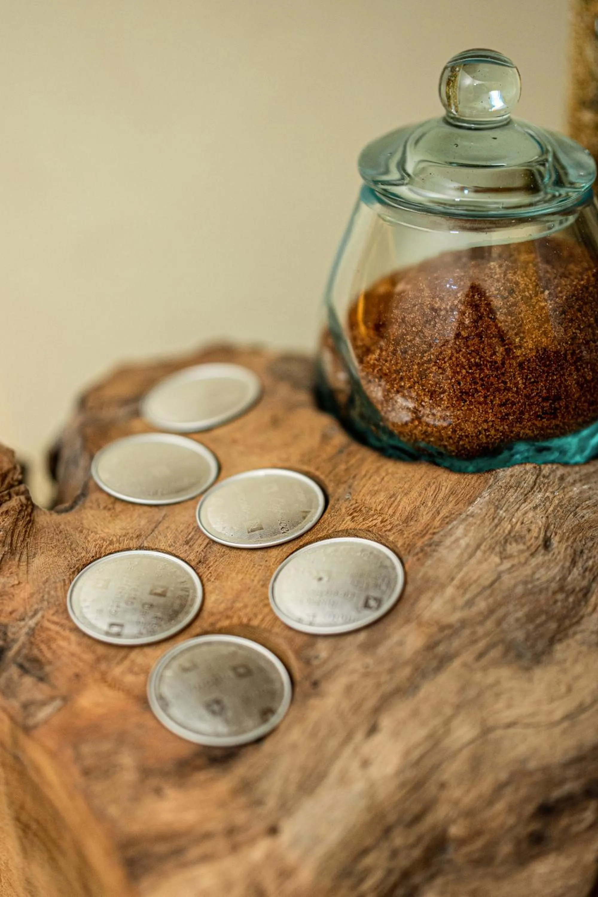 Coffee/tea facilities in Bambootel Sawah View