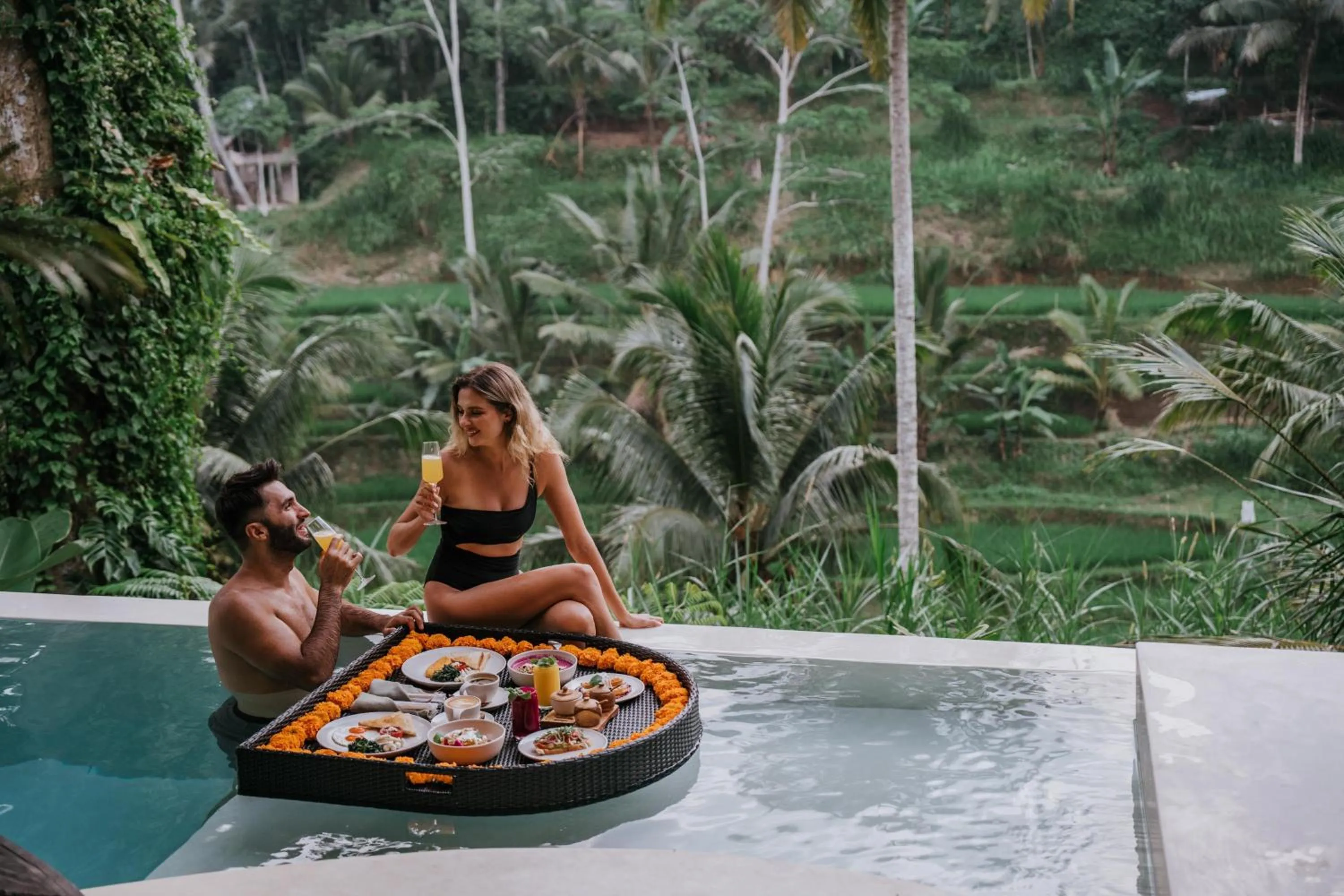 Breakfast in Bambootel Sawah View