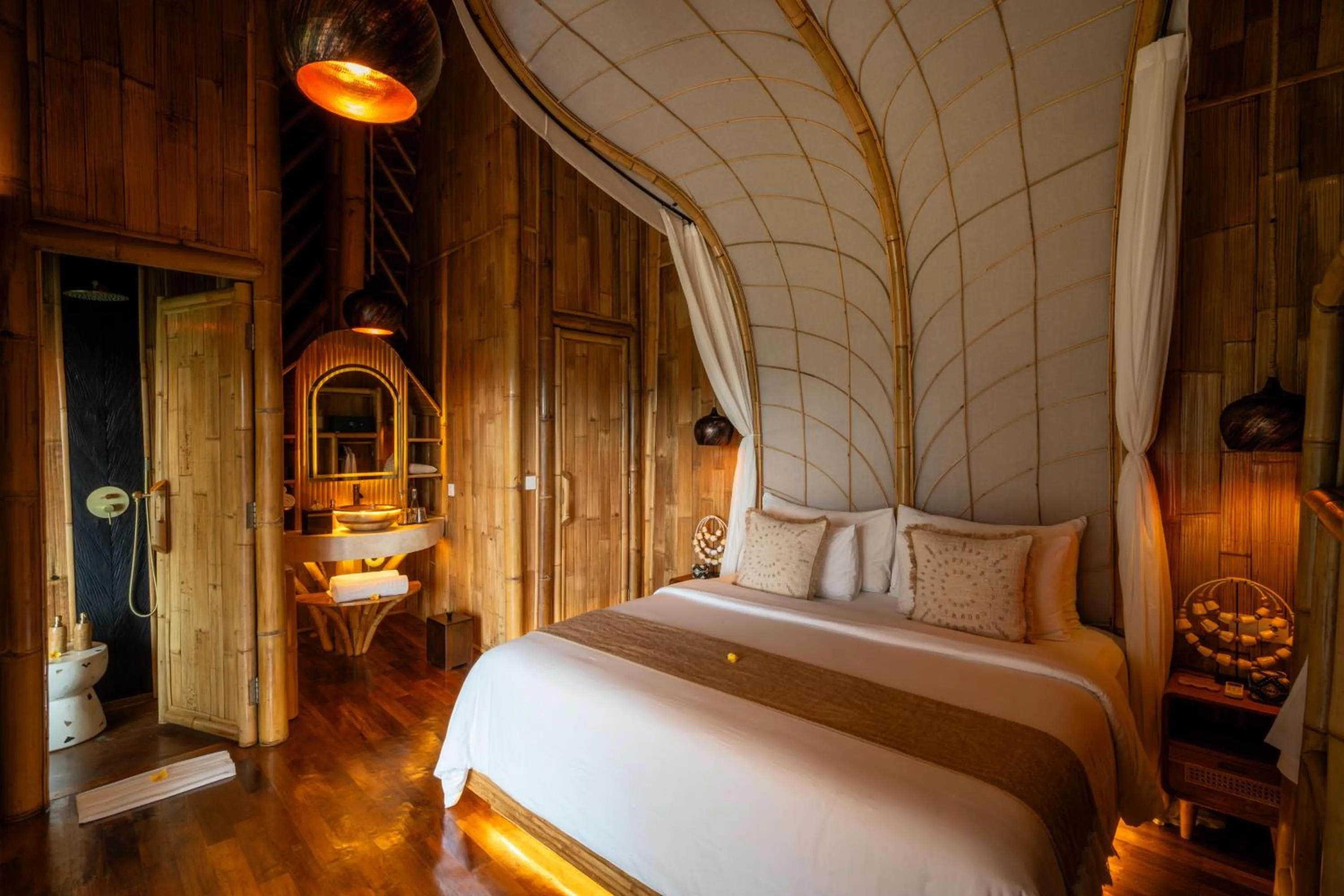 Bedroom, Bed in Bambootel Sawah View