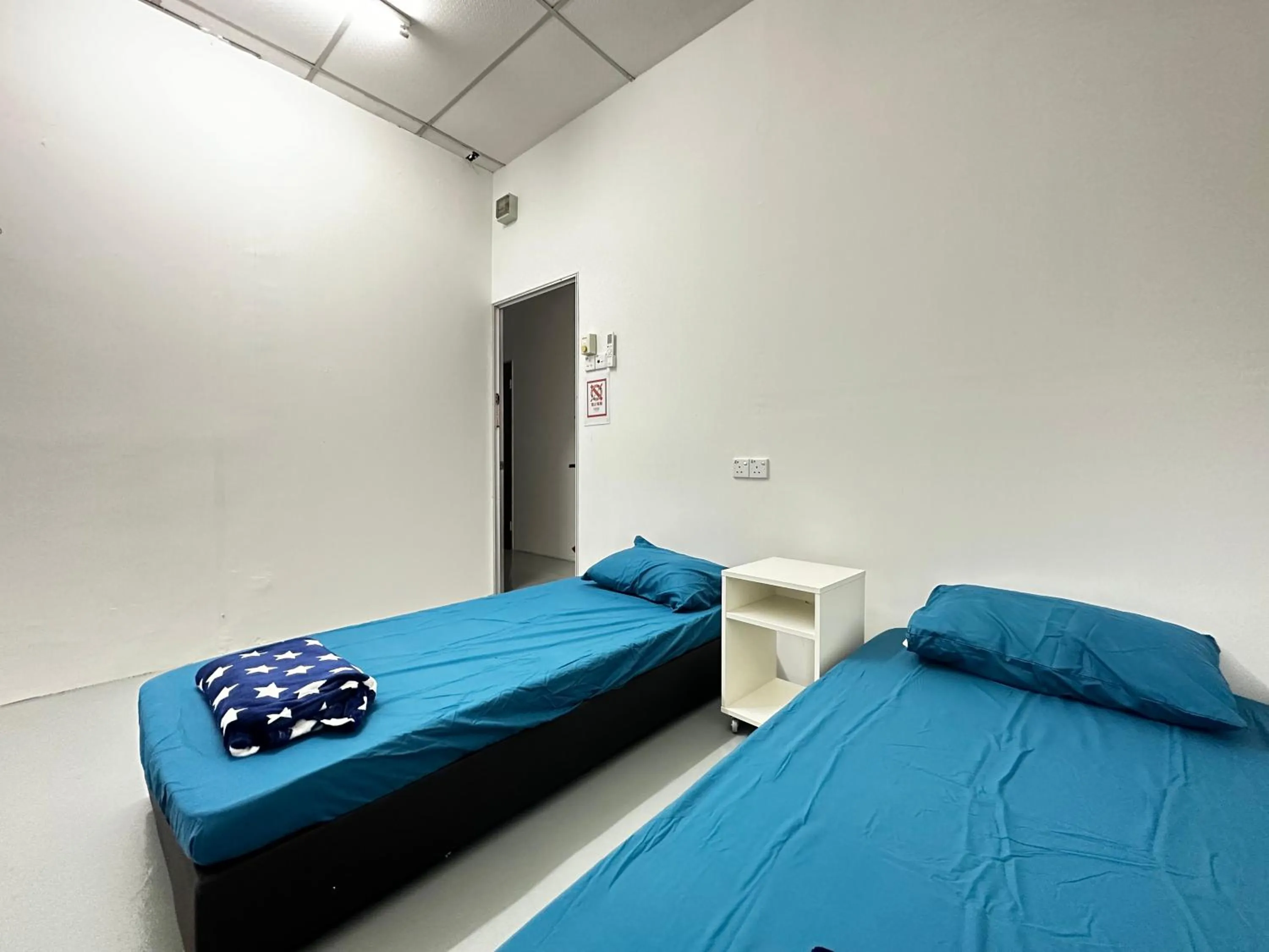 Bed in Jiaxin Dormitory-Setia Indah 家馨青年旅宿