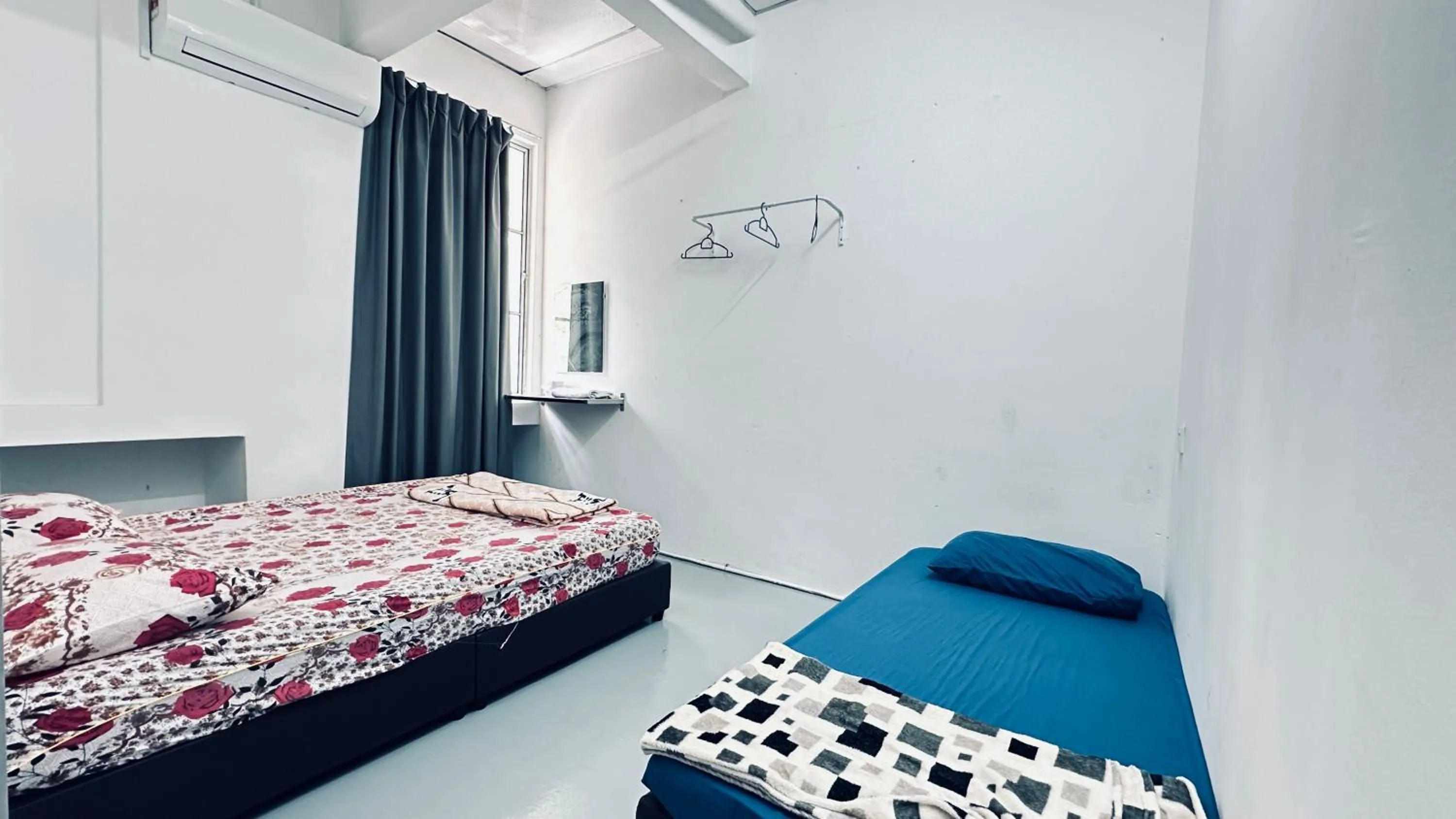 Bed in Jiaxin Dormitory-Setia Indah 家馨青年旅宿