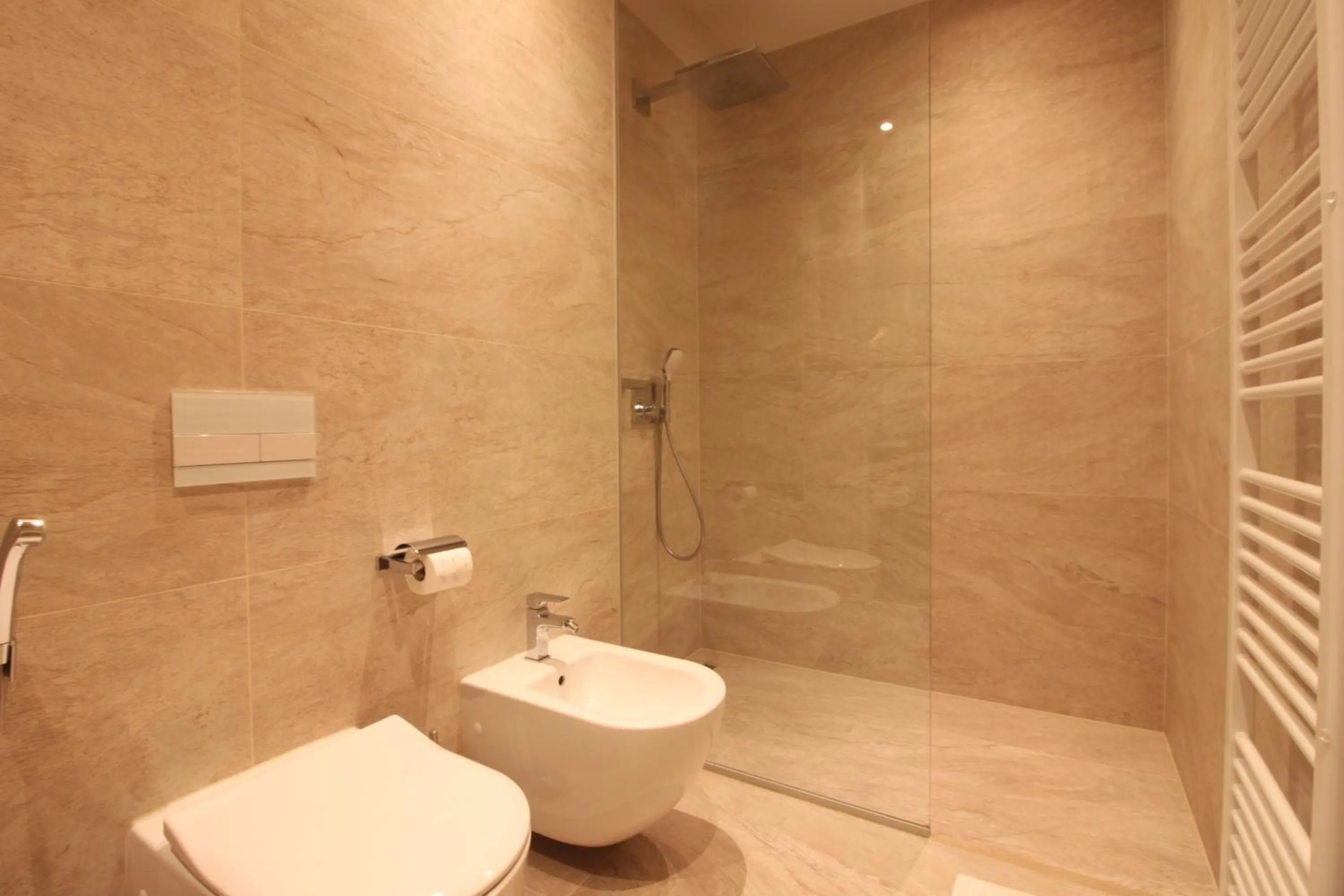 Bathroom in Sarajevo Daily Apartments