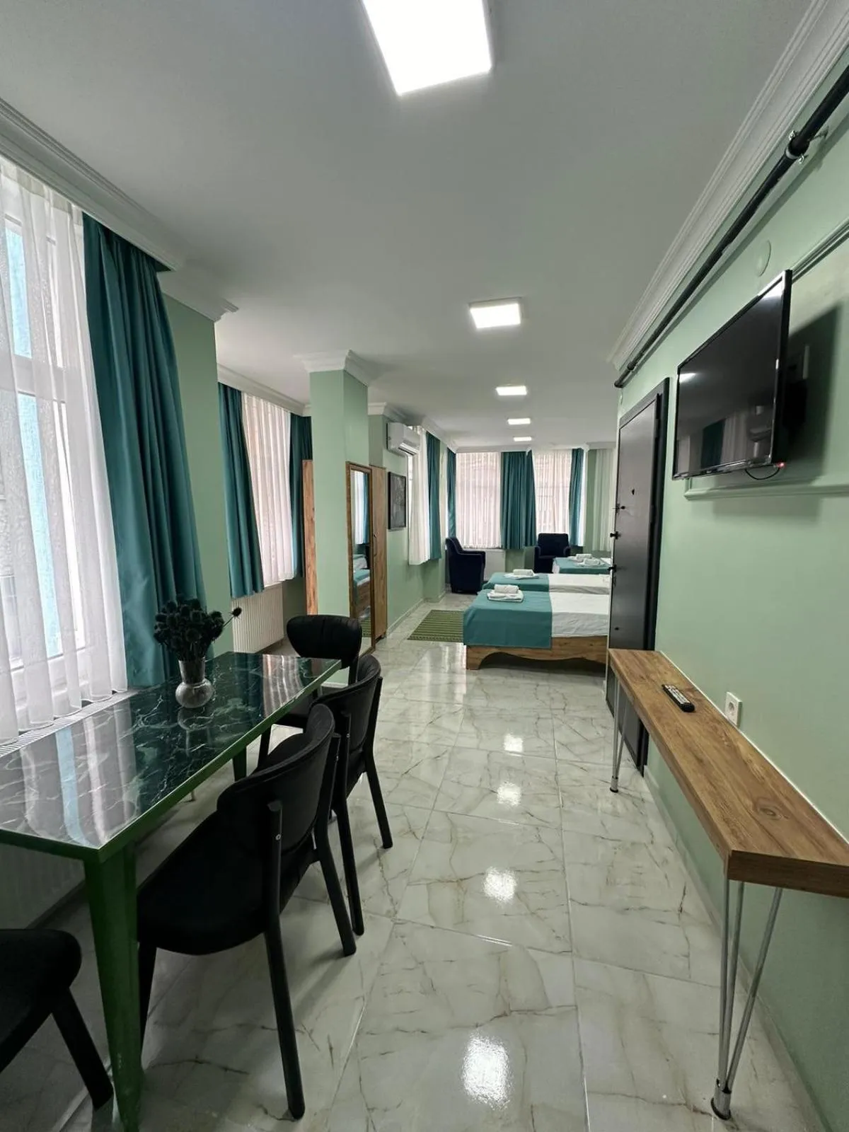 TV and multimedia in Peker Hotel