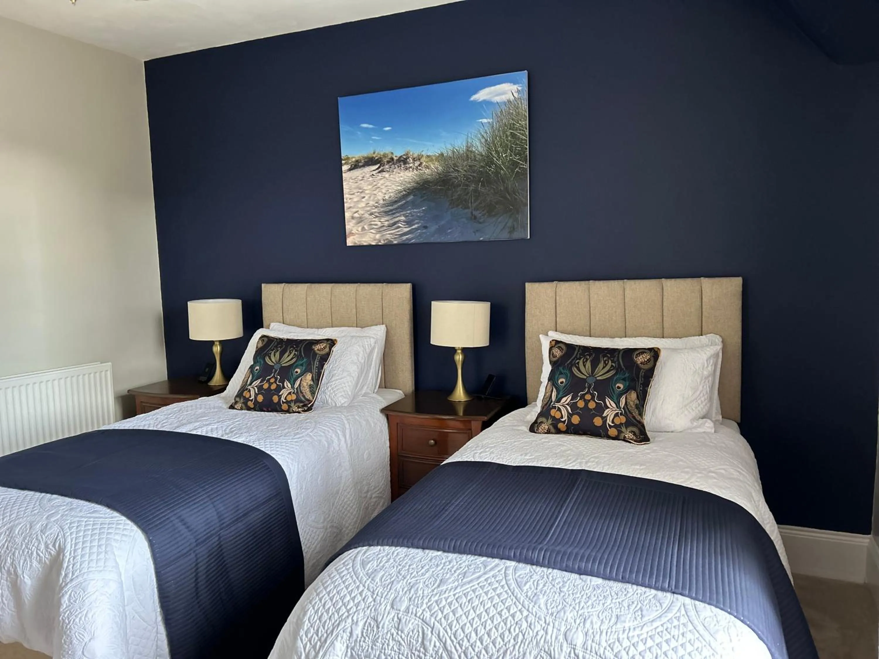 Bedroom, Bed in Glen Lyon Lodge Bed and Breakfast