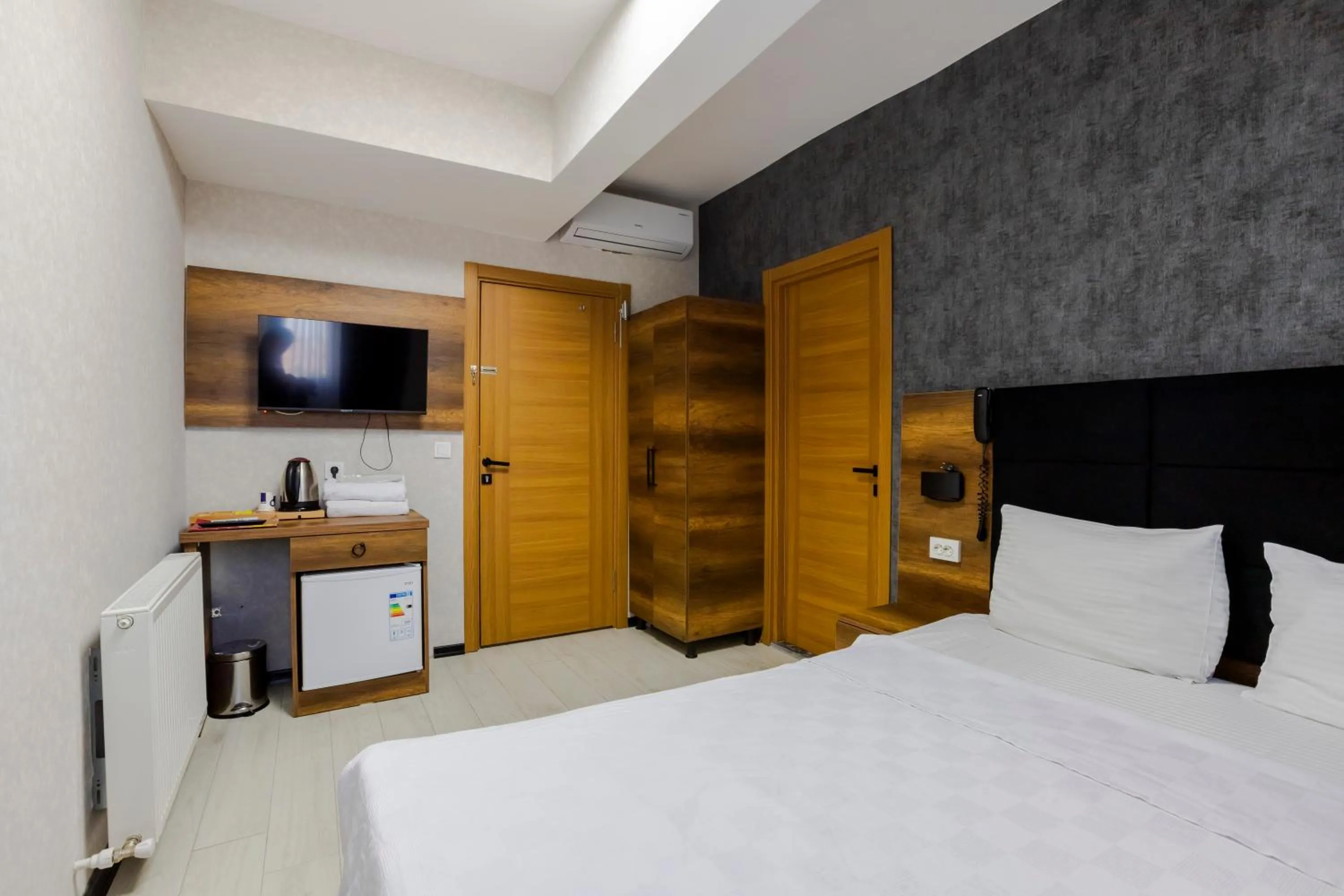 Photo of the whole room, Bed in ACAR AIRPORT +PLUS