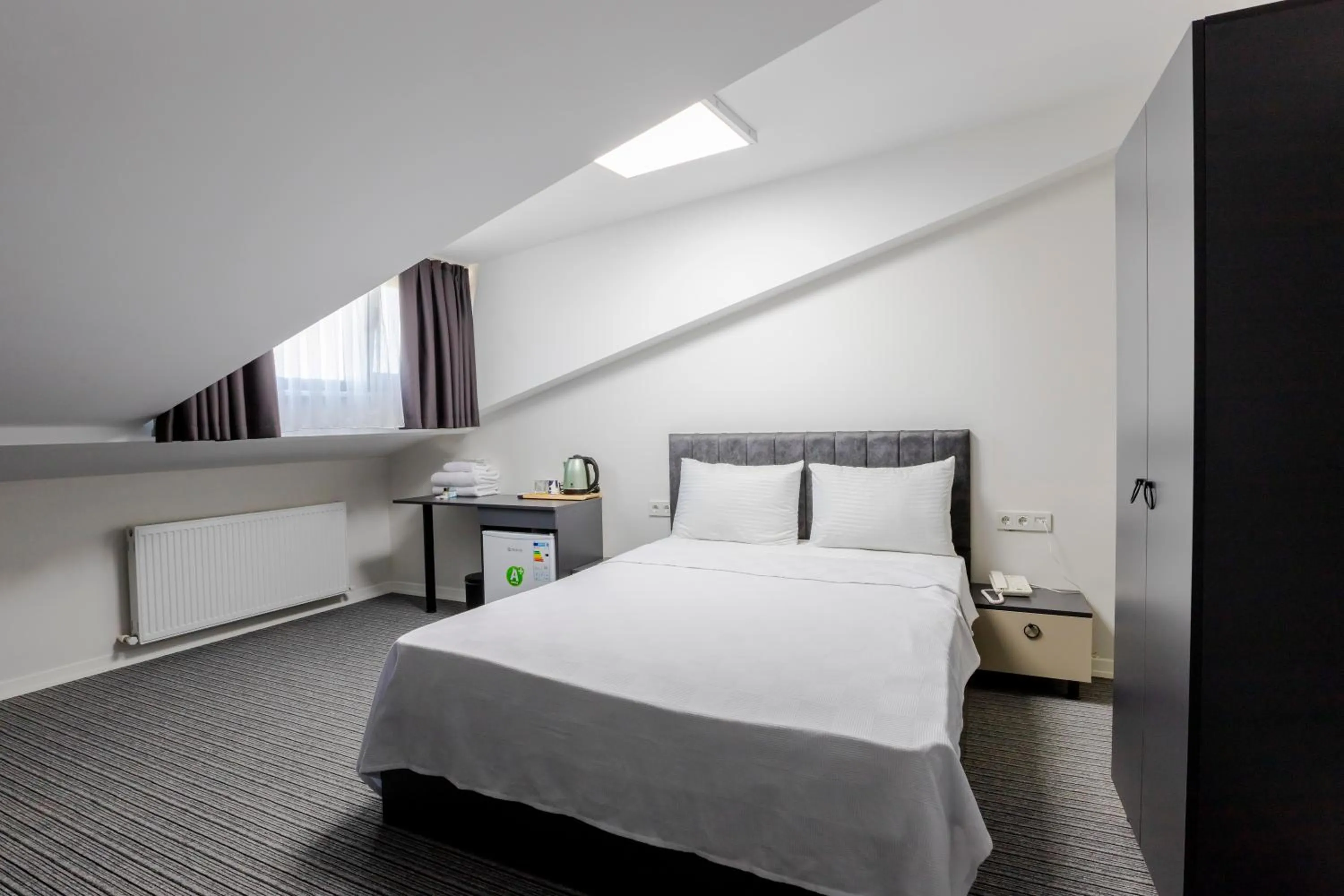 Bed in ACAR AIRPORT +PLUS