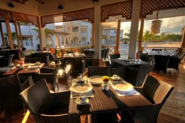 Restaurant/places to eat in Appartamenti in Cadaques Caribe