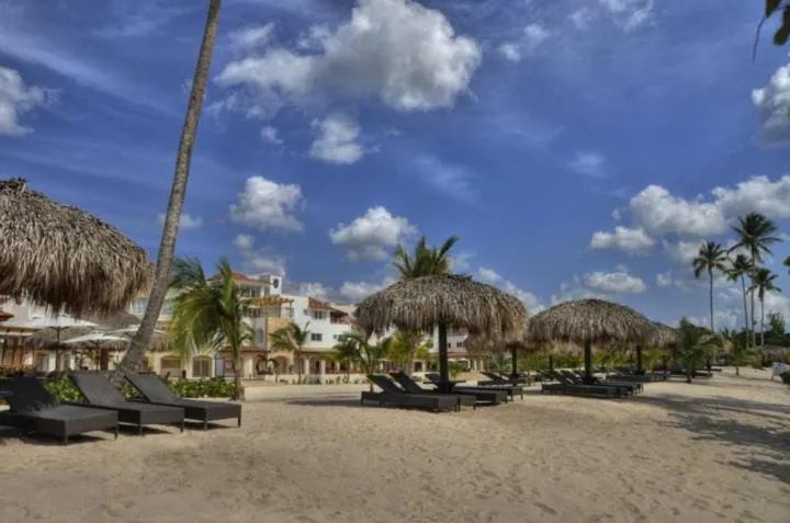 Garden in Appartamenti in Cadaques Caribe