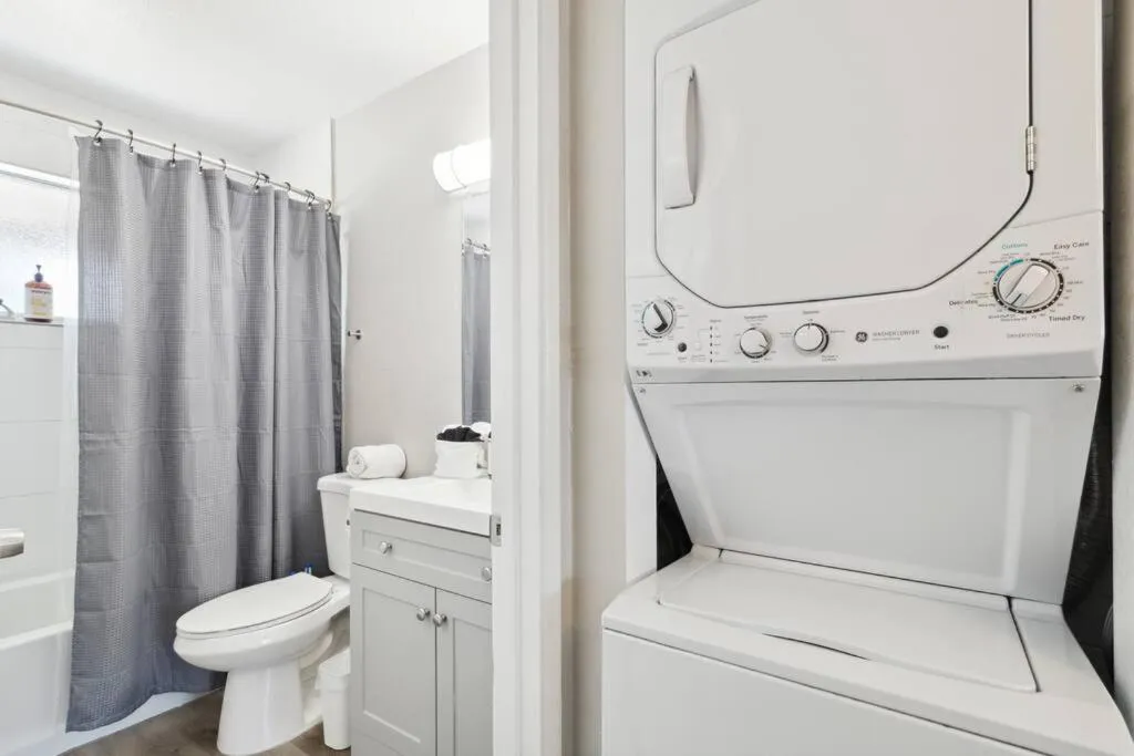 Viridian Biltmore Villa with Pool