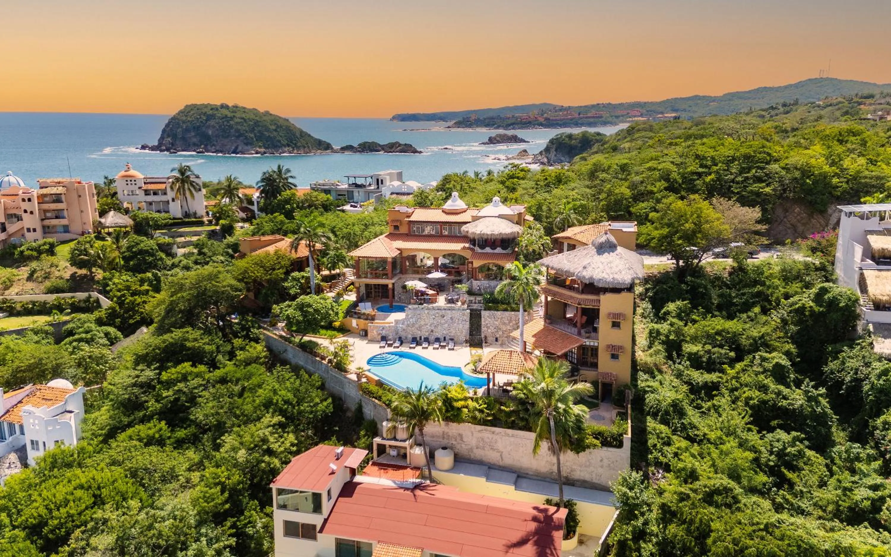 Property building in Casa Ceiba Huatulco - Adults Only