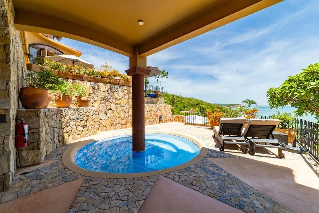 Inner courtyard view in Casa Ceiba Huatulco - Adults Only