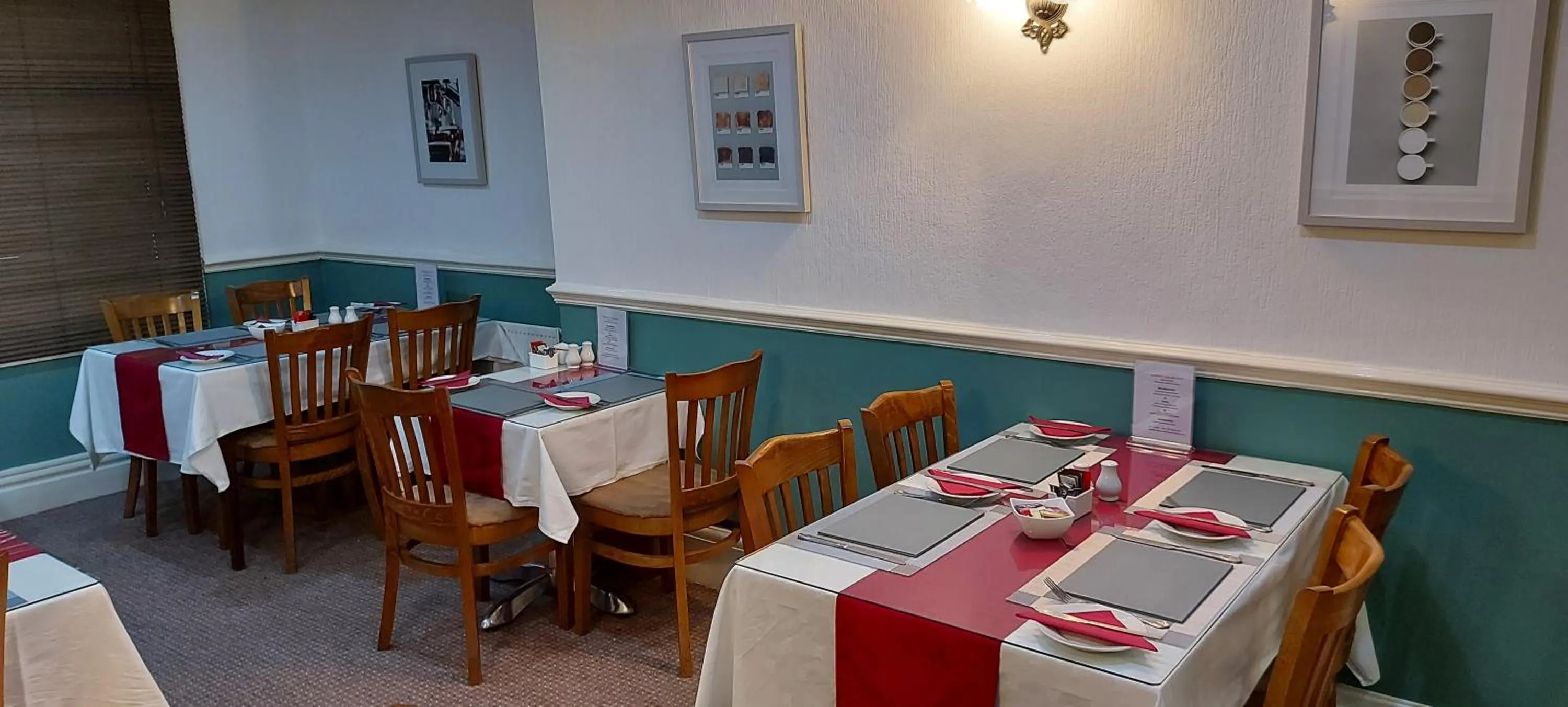 Dining area in Blackpool Lodge