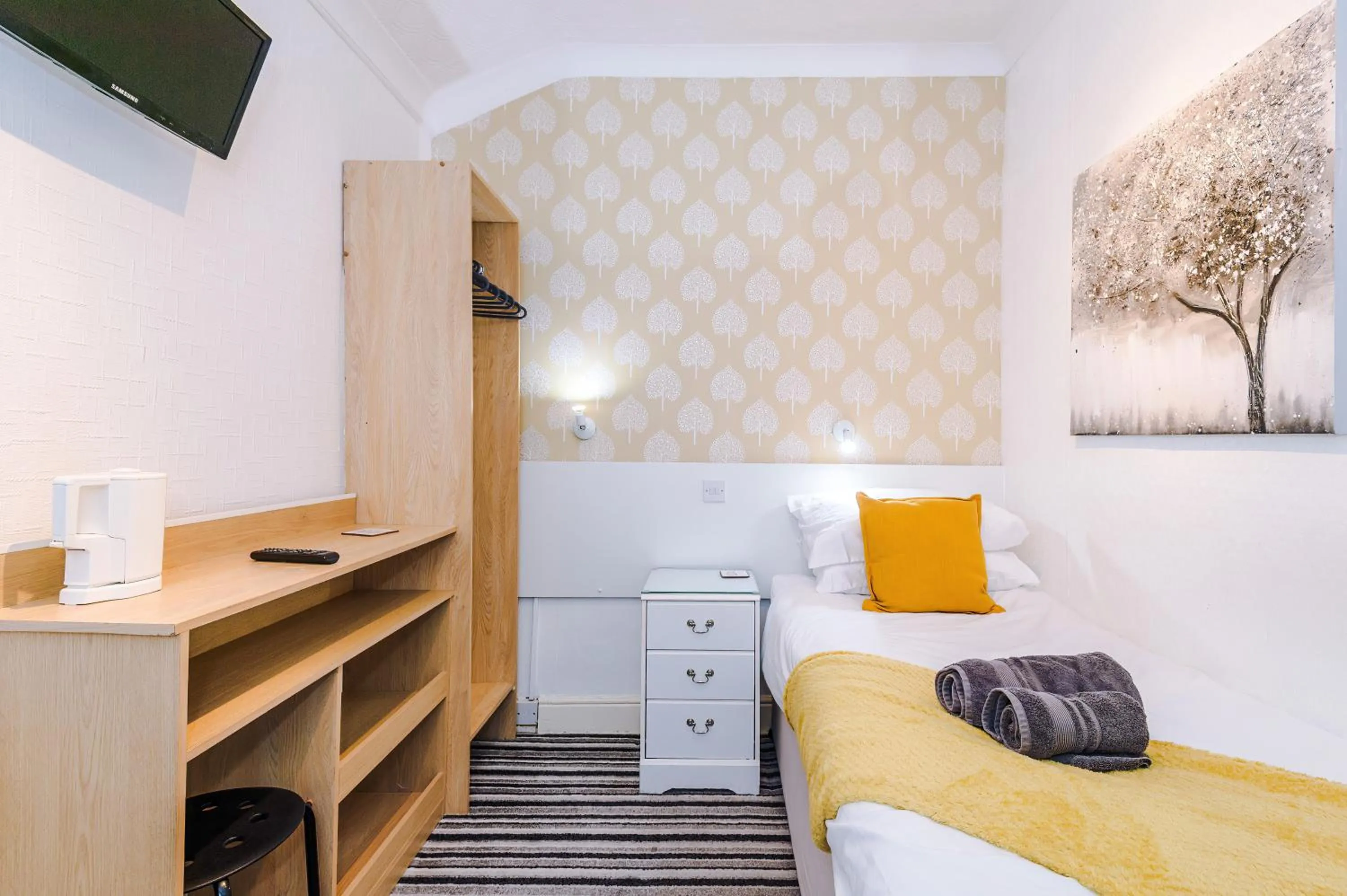 Other, Bed in Blackpool Lodge