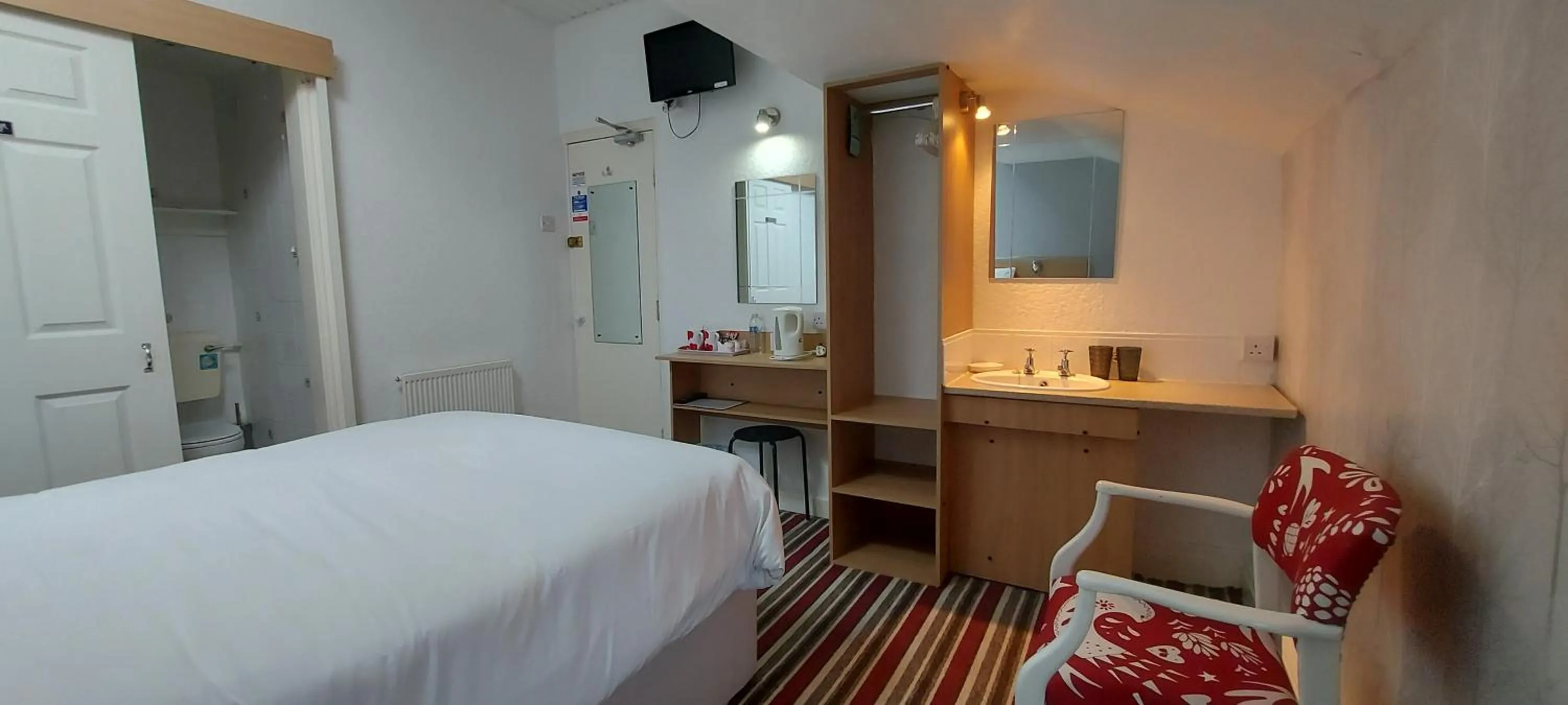 Bedroom, Bed in Blackpool Lodge