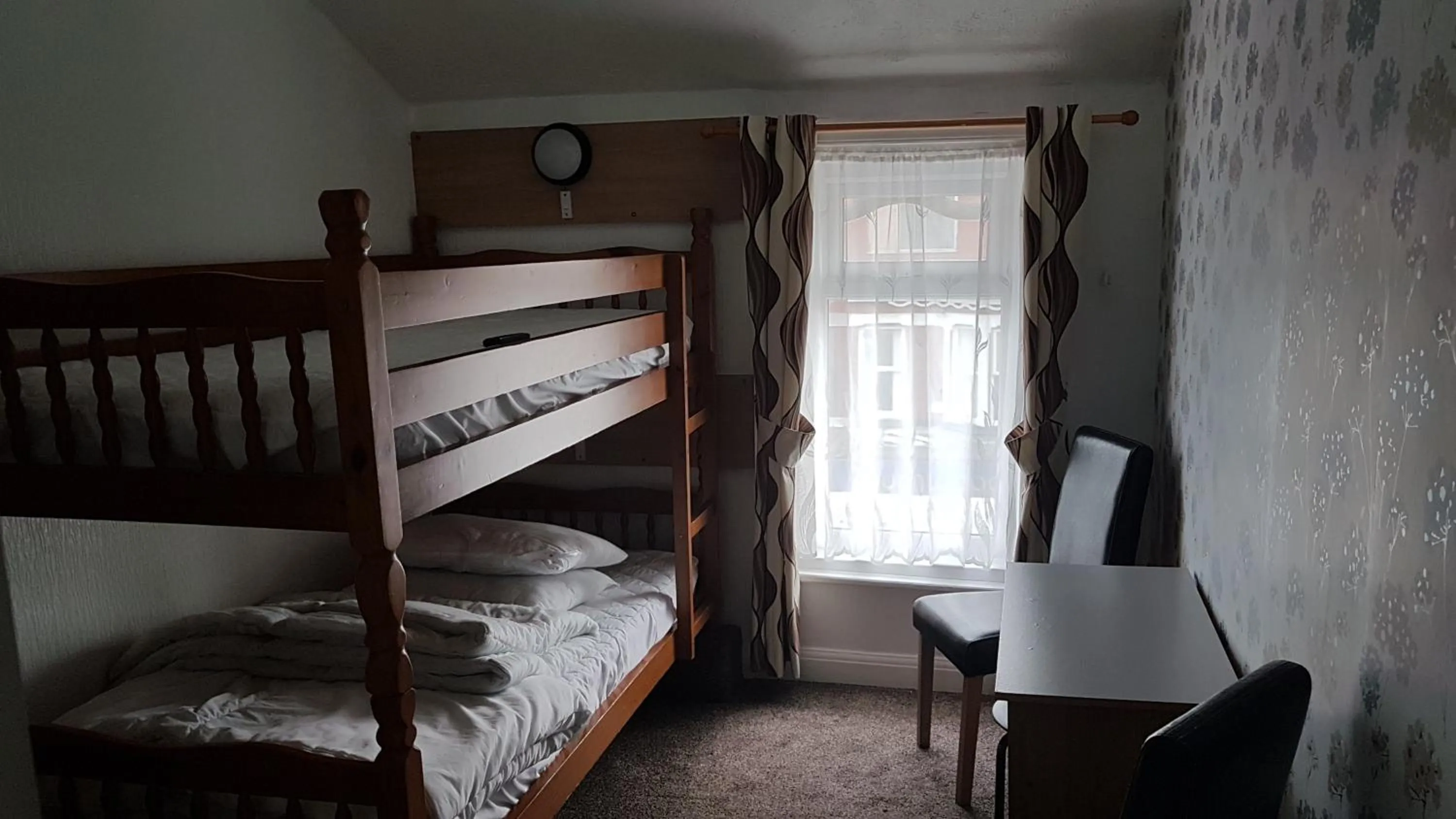 bunk bed, Bed in Blackpool Lodge