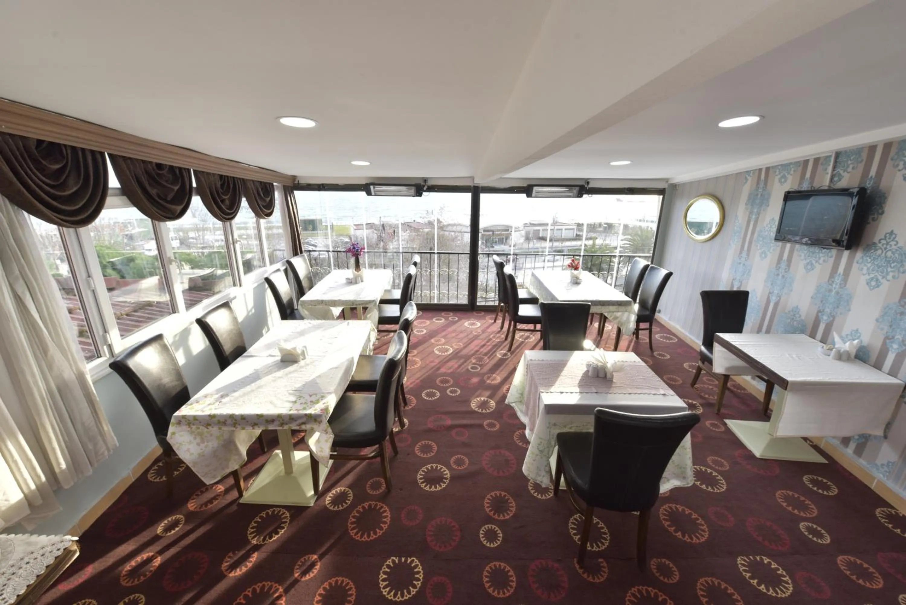 Restaurant/places to eat in GOLDEN PALACE SEA ViEW