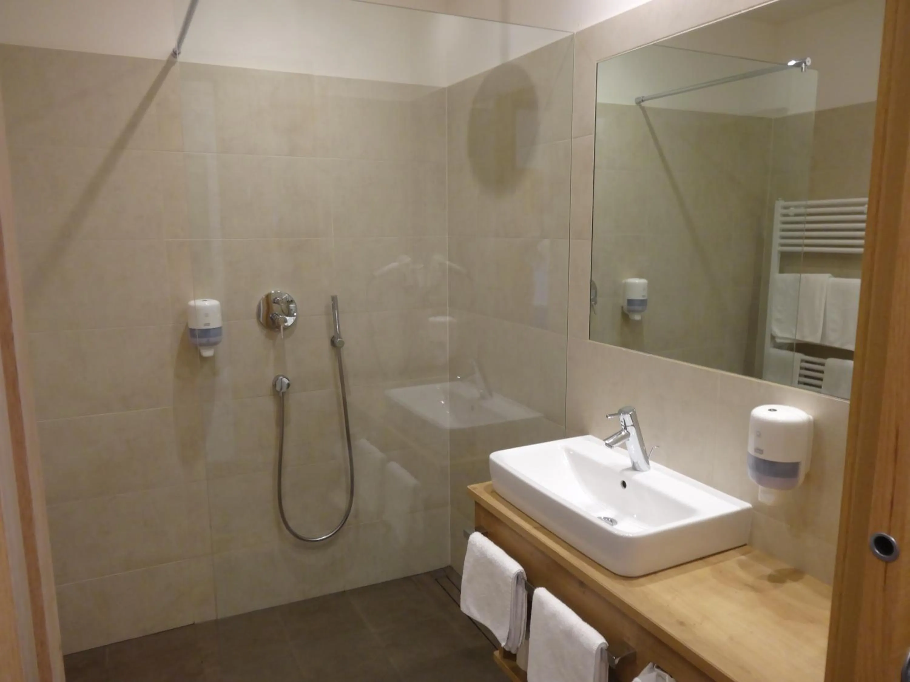 Bathroom in Hotel Gasthof Kircher