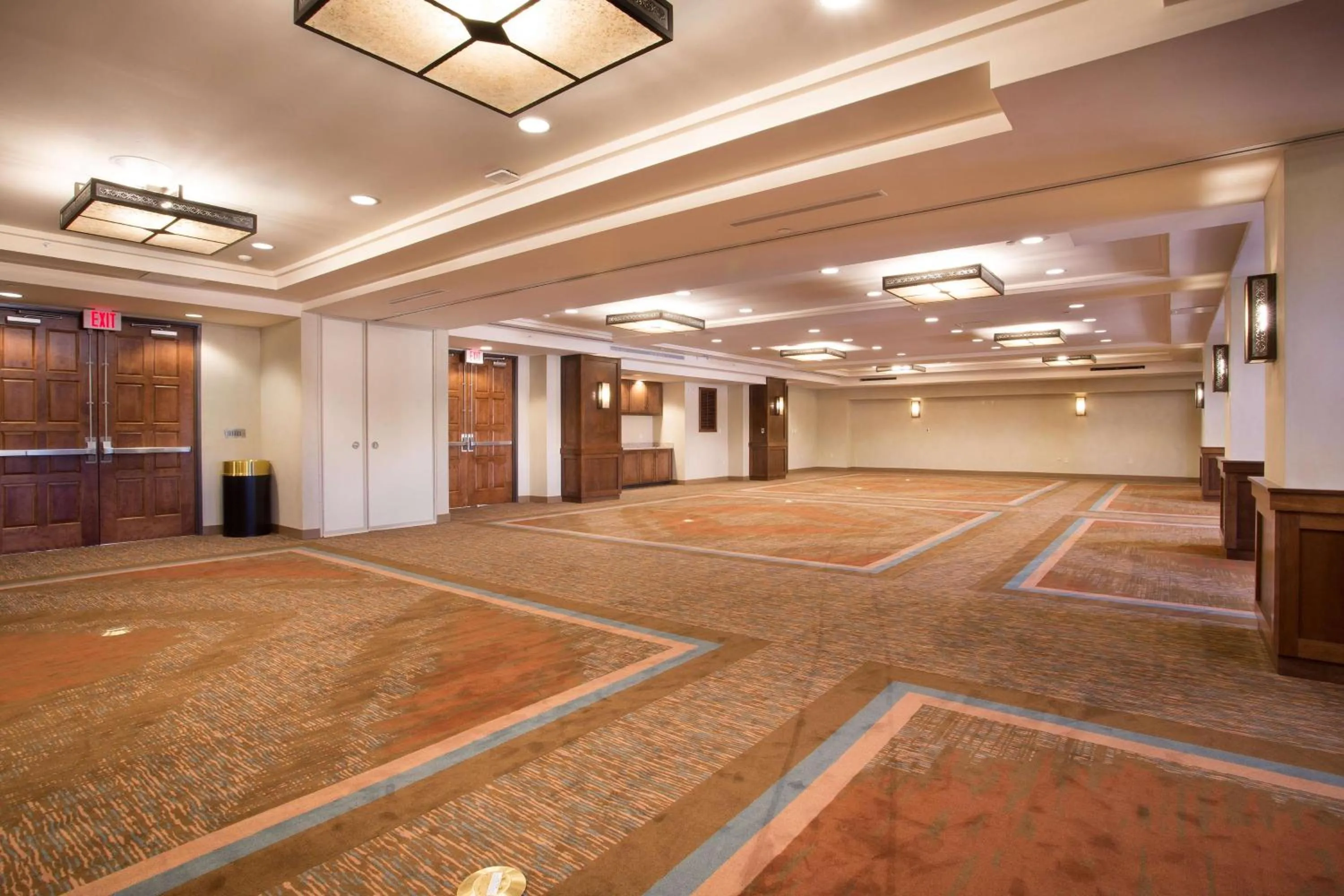 Meeting/conference room in Drury Plaza Hotel in Santa Fe