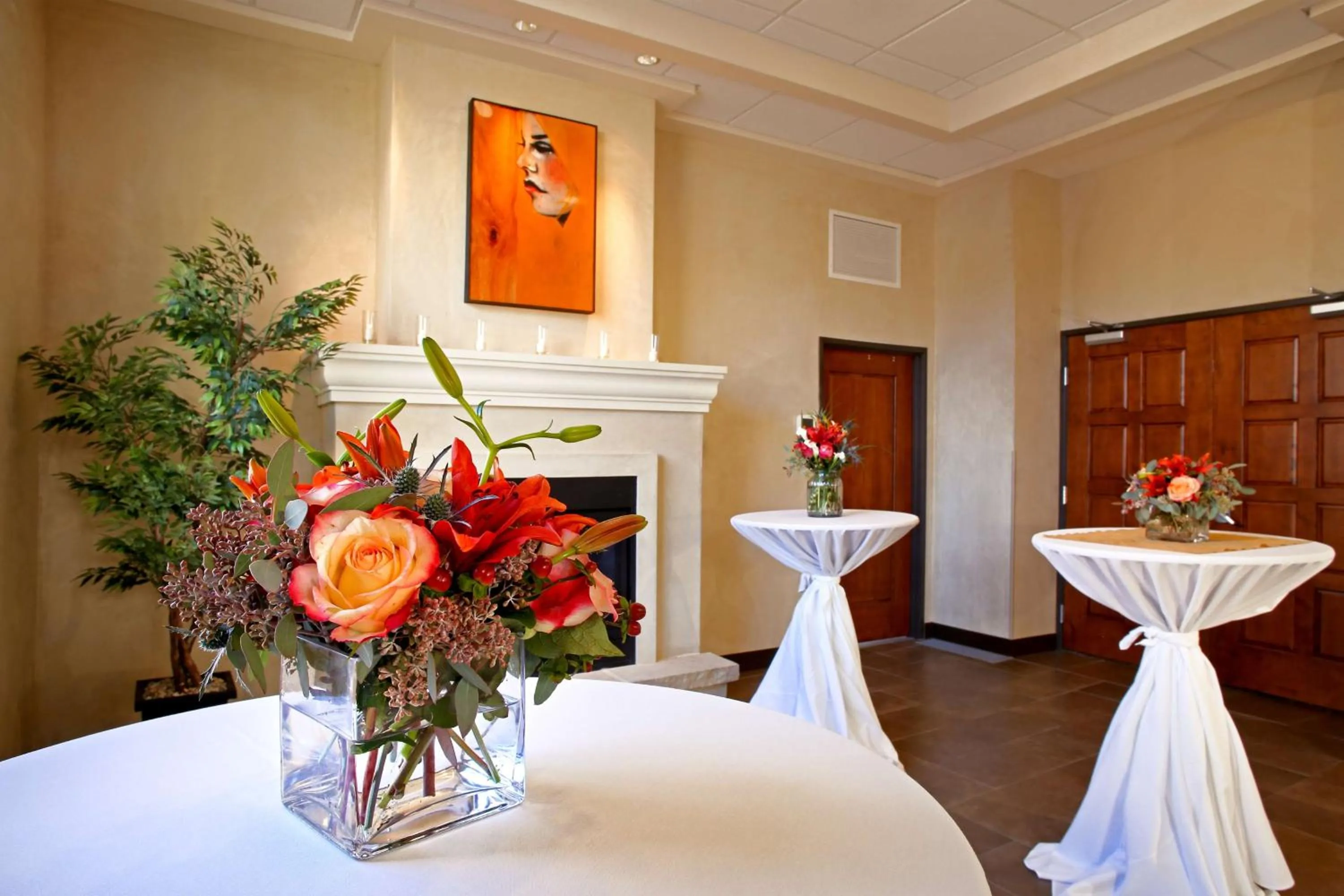 Meeting/conference room in Drury Plaza Hotel in Santa Fe