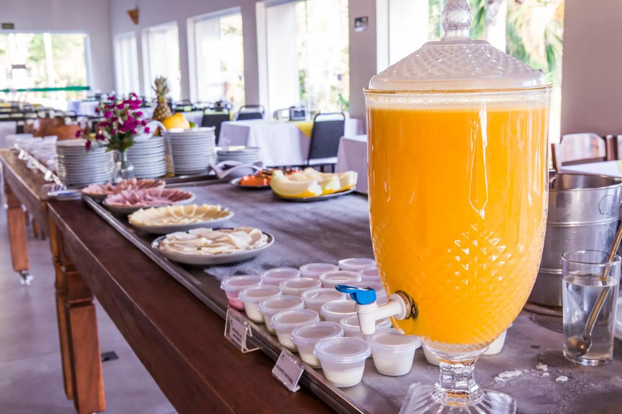 Buffet breakfast in Guarany Eco Resort