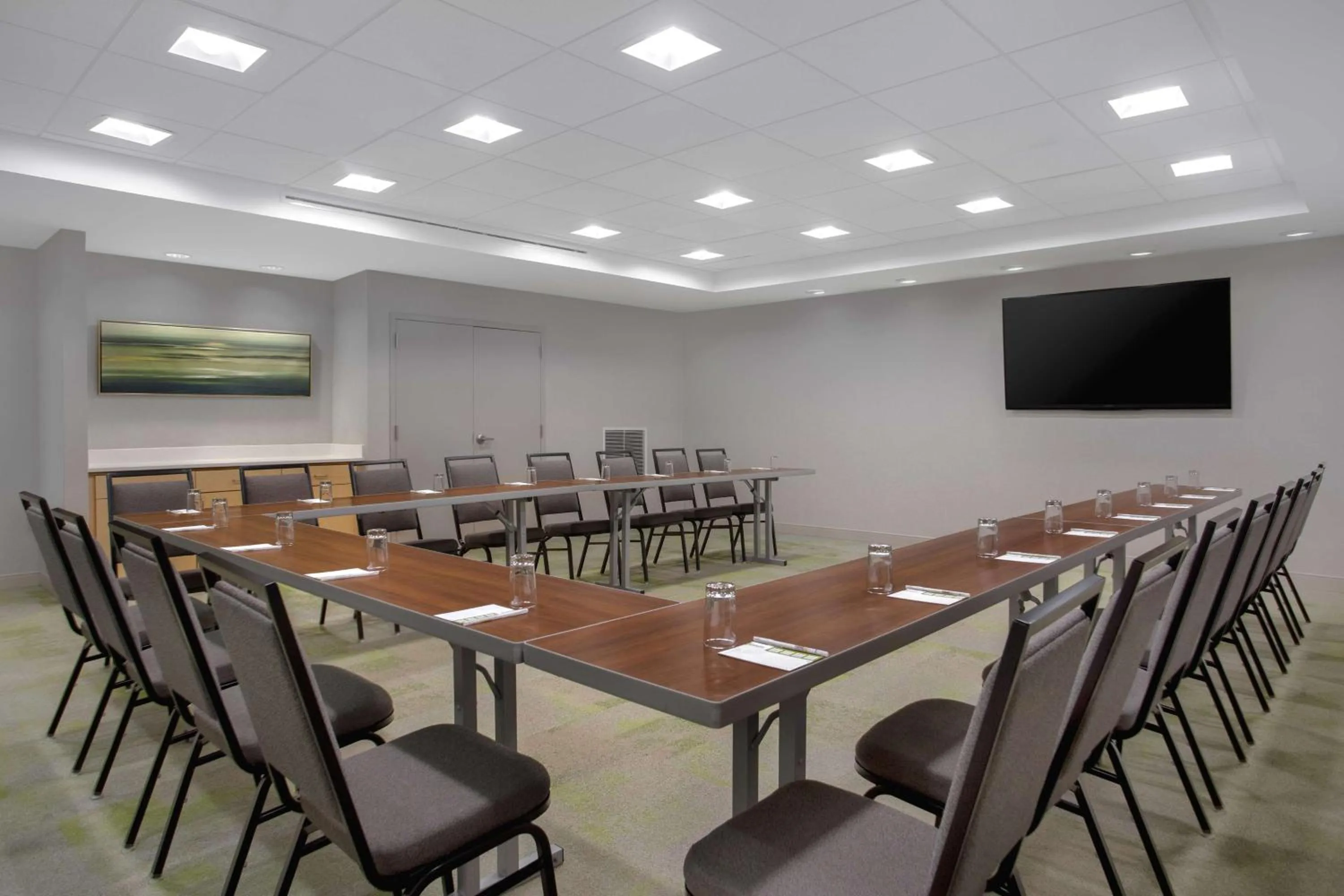 Meeting/conference room in Home2 Suites By Hilton Omaha West