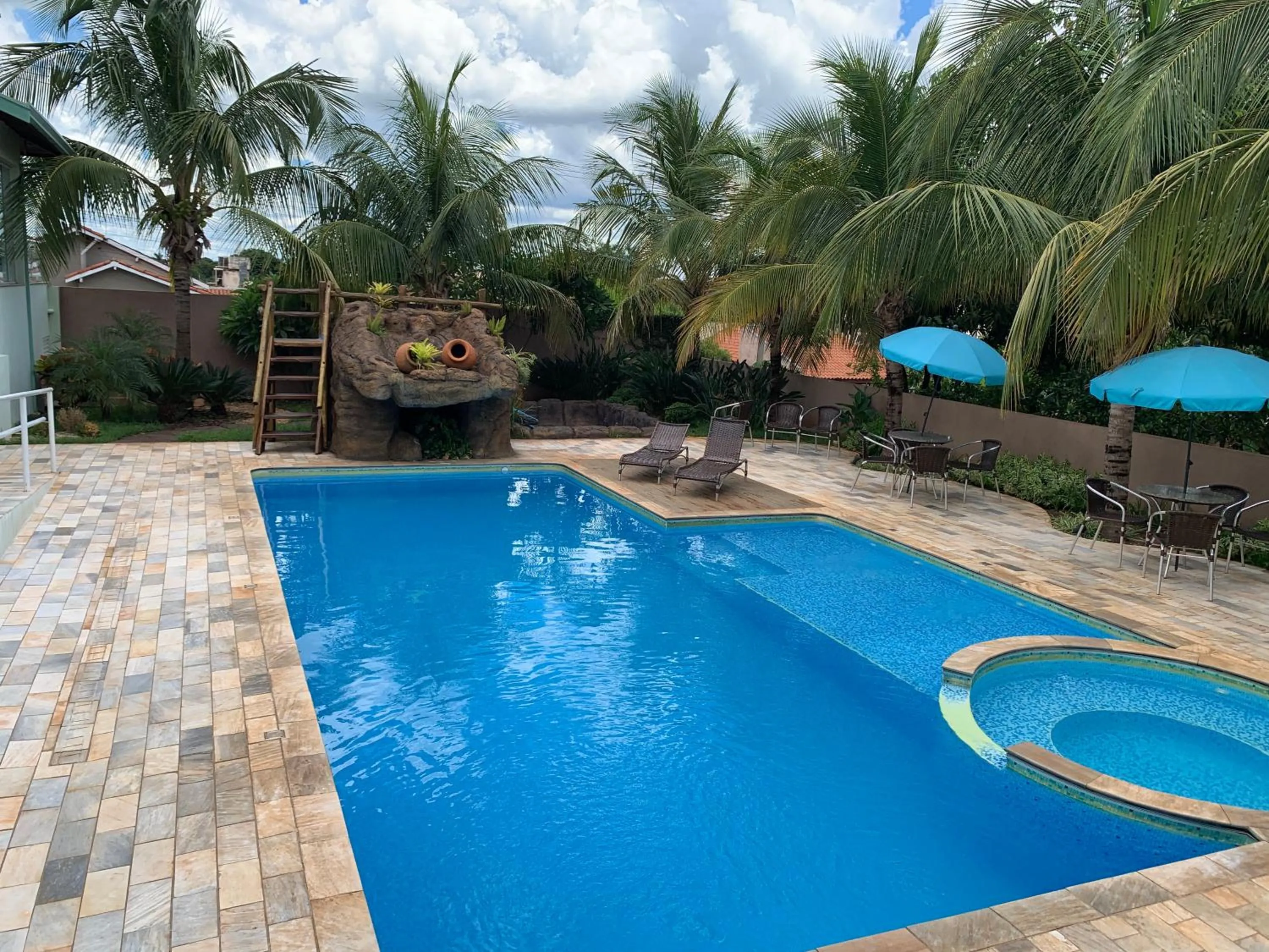 Pool view in Pousada Tia Nena
