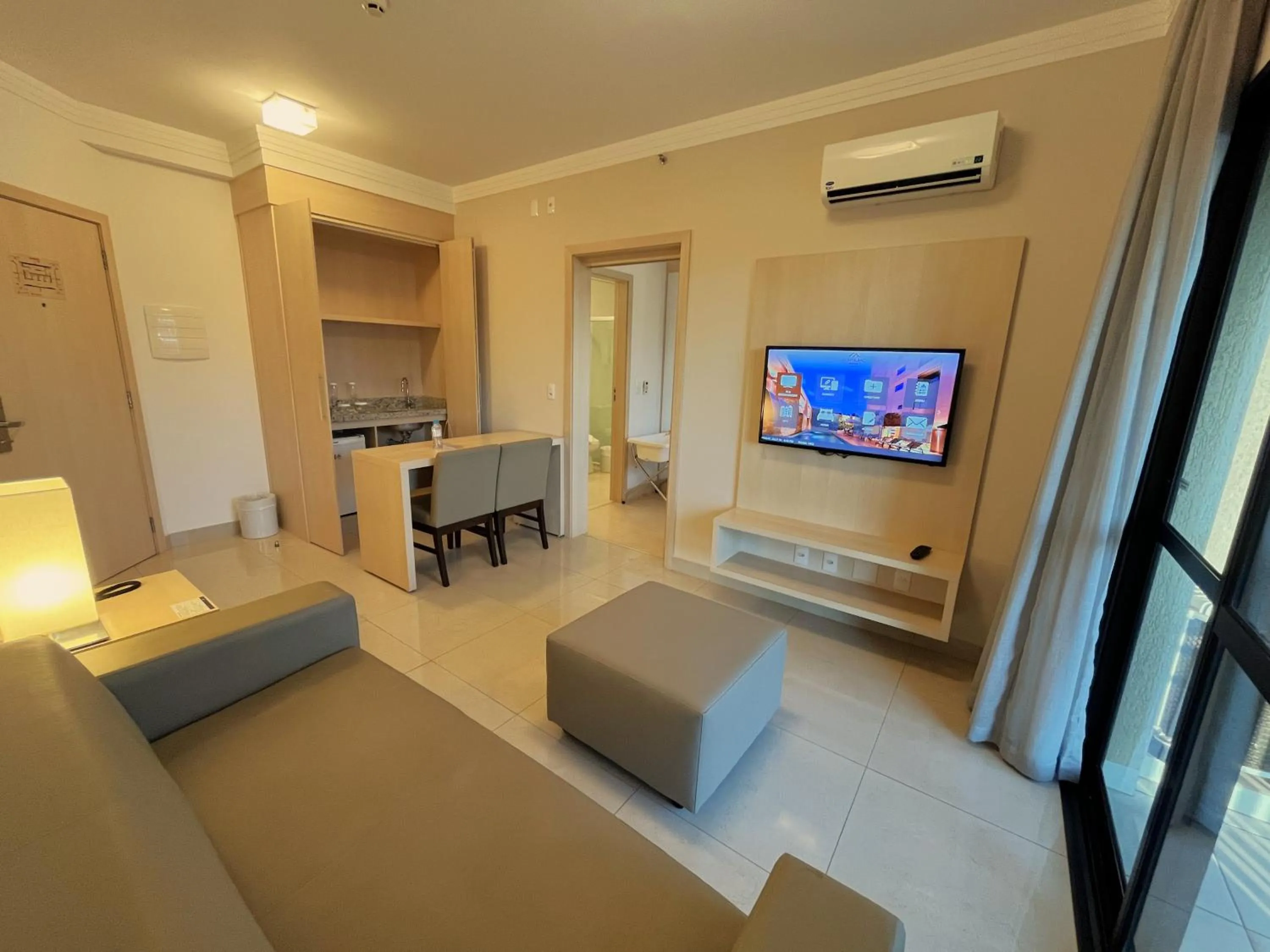 TV and multimedia in Hotel Mont Blanc Premium