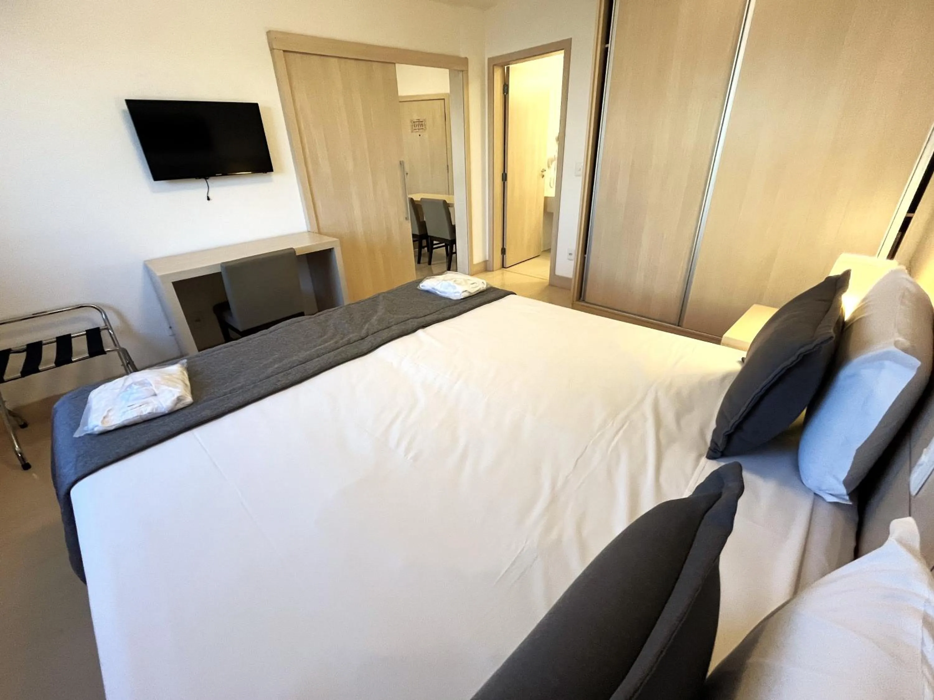 Bed in Hotel Mont Blanc Premium