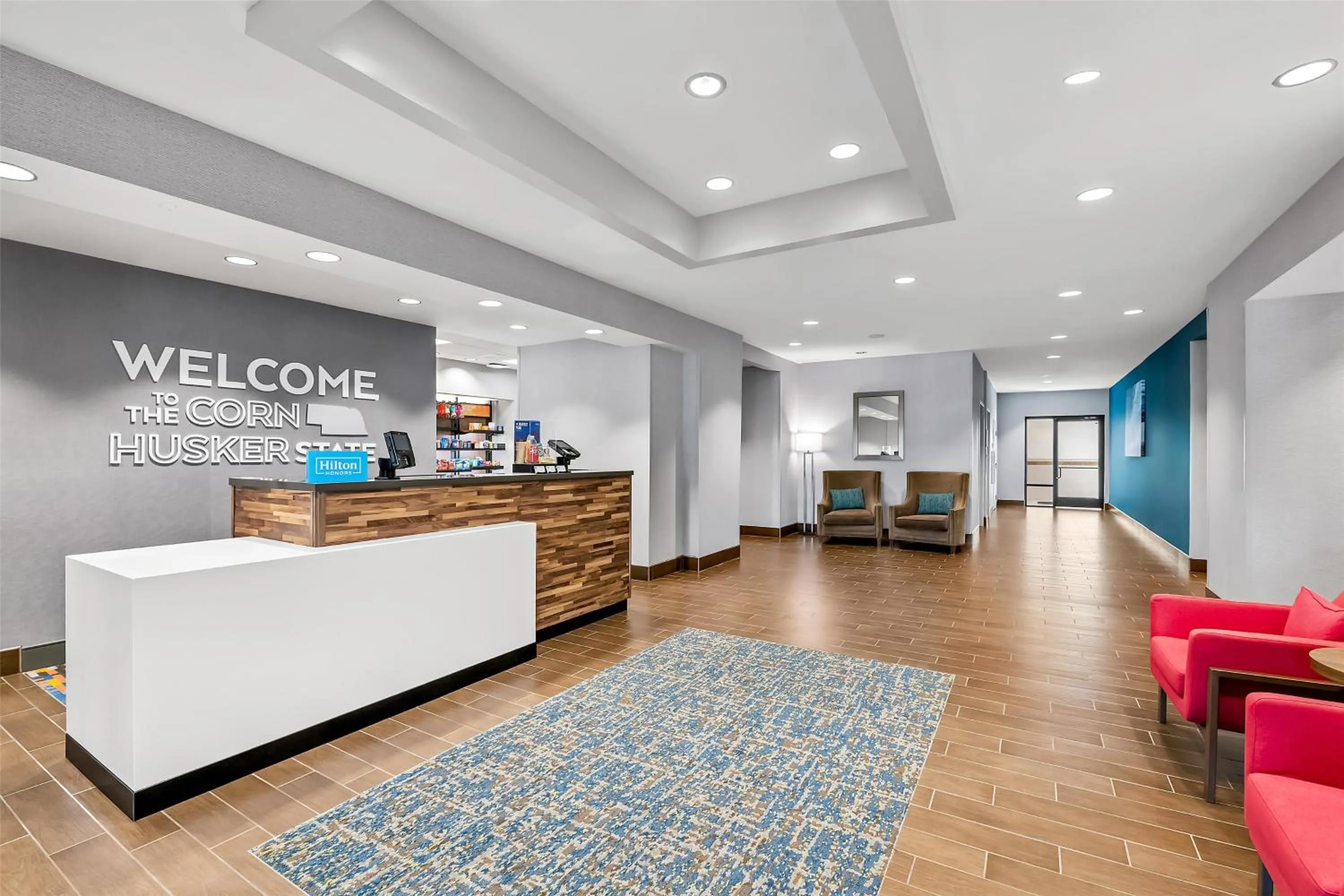Lobby or reception in Hampton Inn Omaha/West Dodge Road, Old Mill