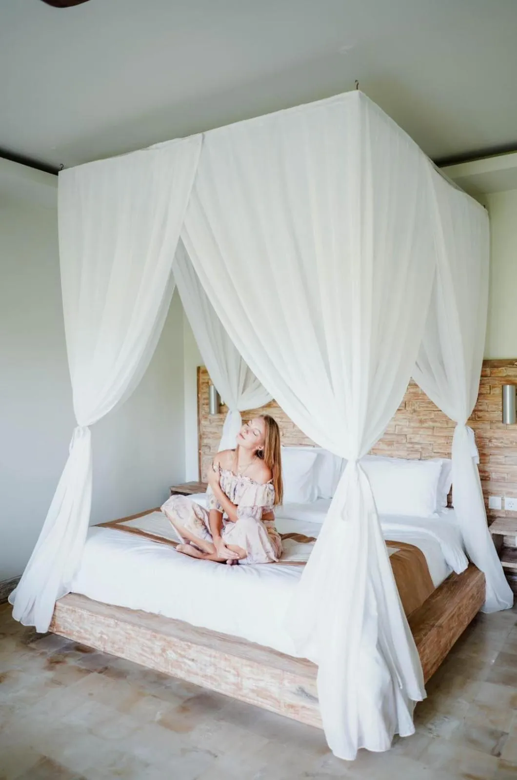 Bed in Angsoka Bungalow