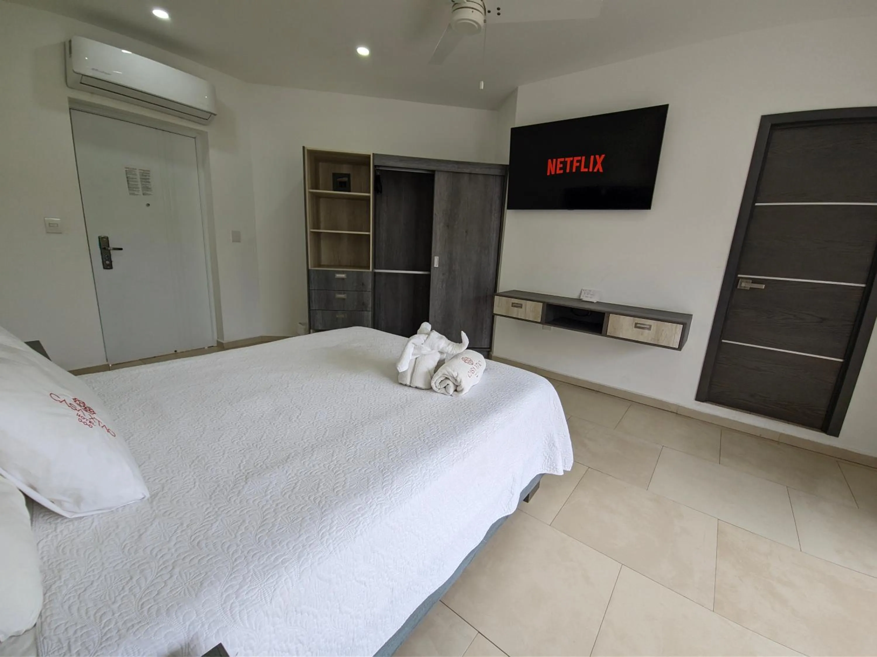 Bed in Casa Xtao Hotel