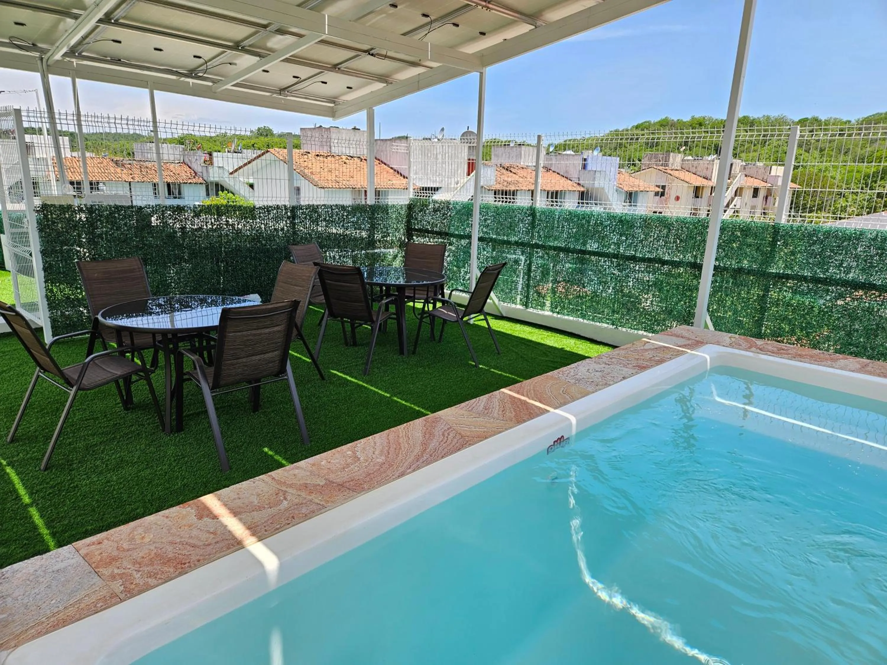 Swimming pool in Casa Xtao Hotel