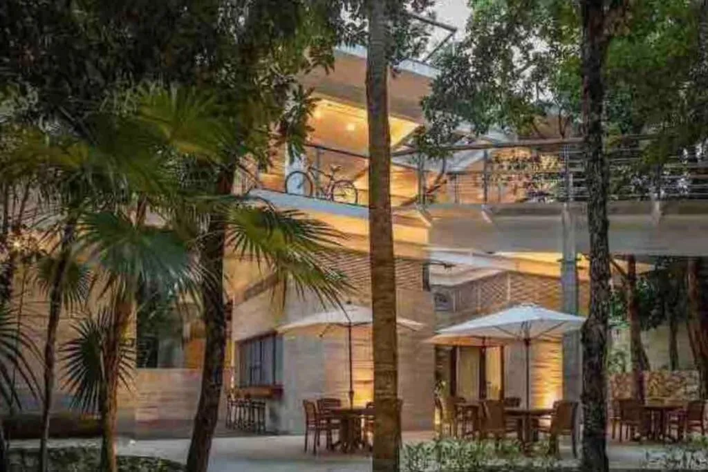 Property building in Luxury Apartment with M Benz and & Driver Included