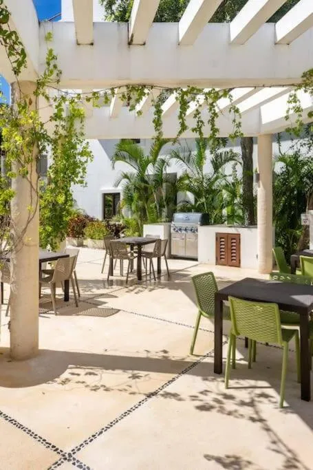 Luxury Apartment with M Benz and & Driver Included