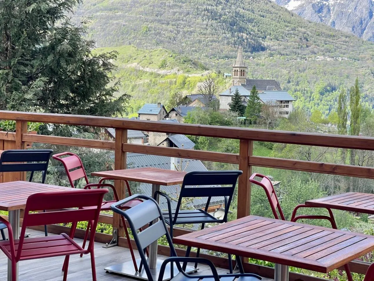 Restaurant/places to eat in Hôtel Chalet Le Panoramique