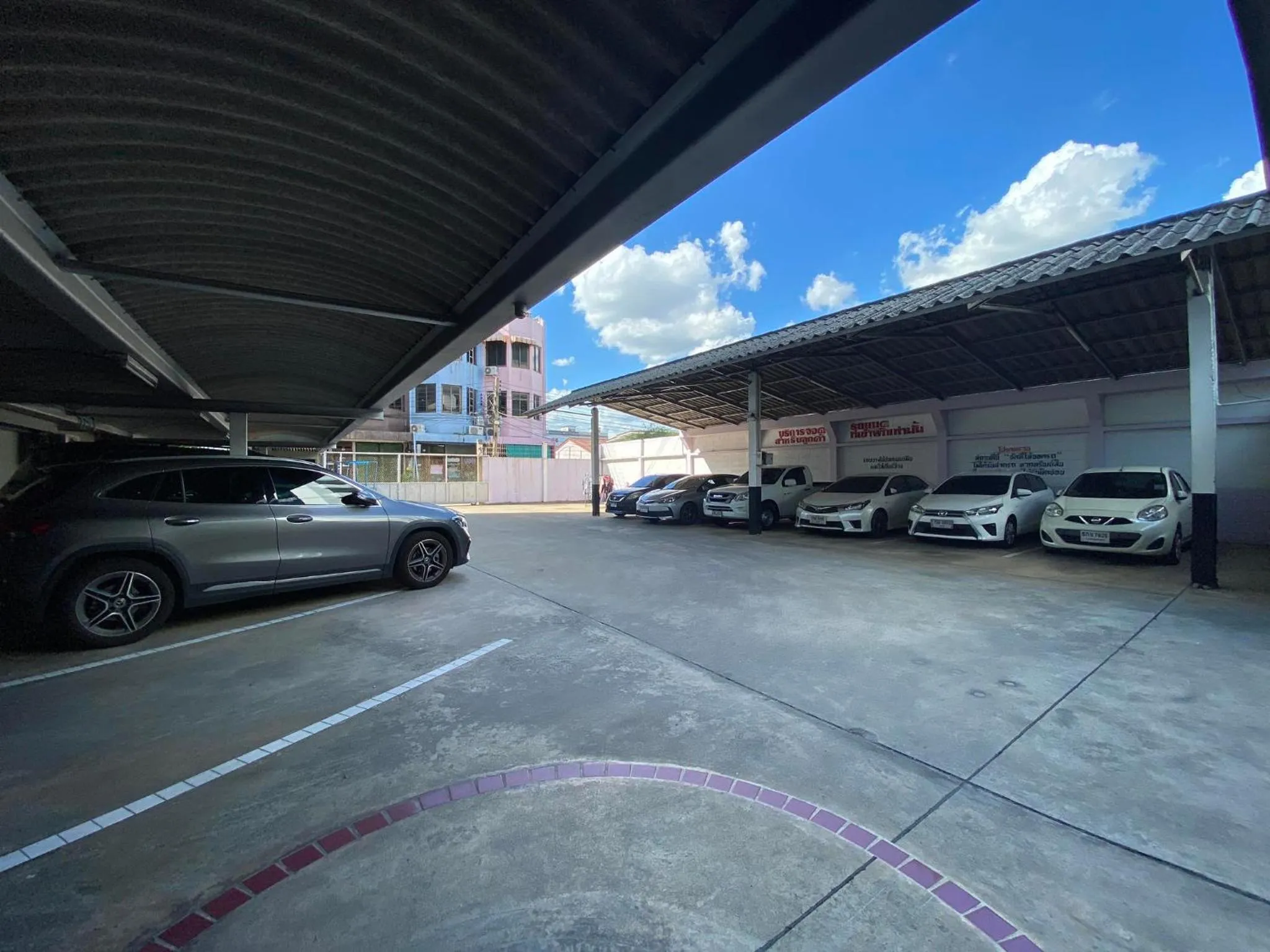 Parking in Citi Place Hotel ซิตี้ เพลส