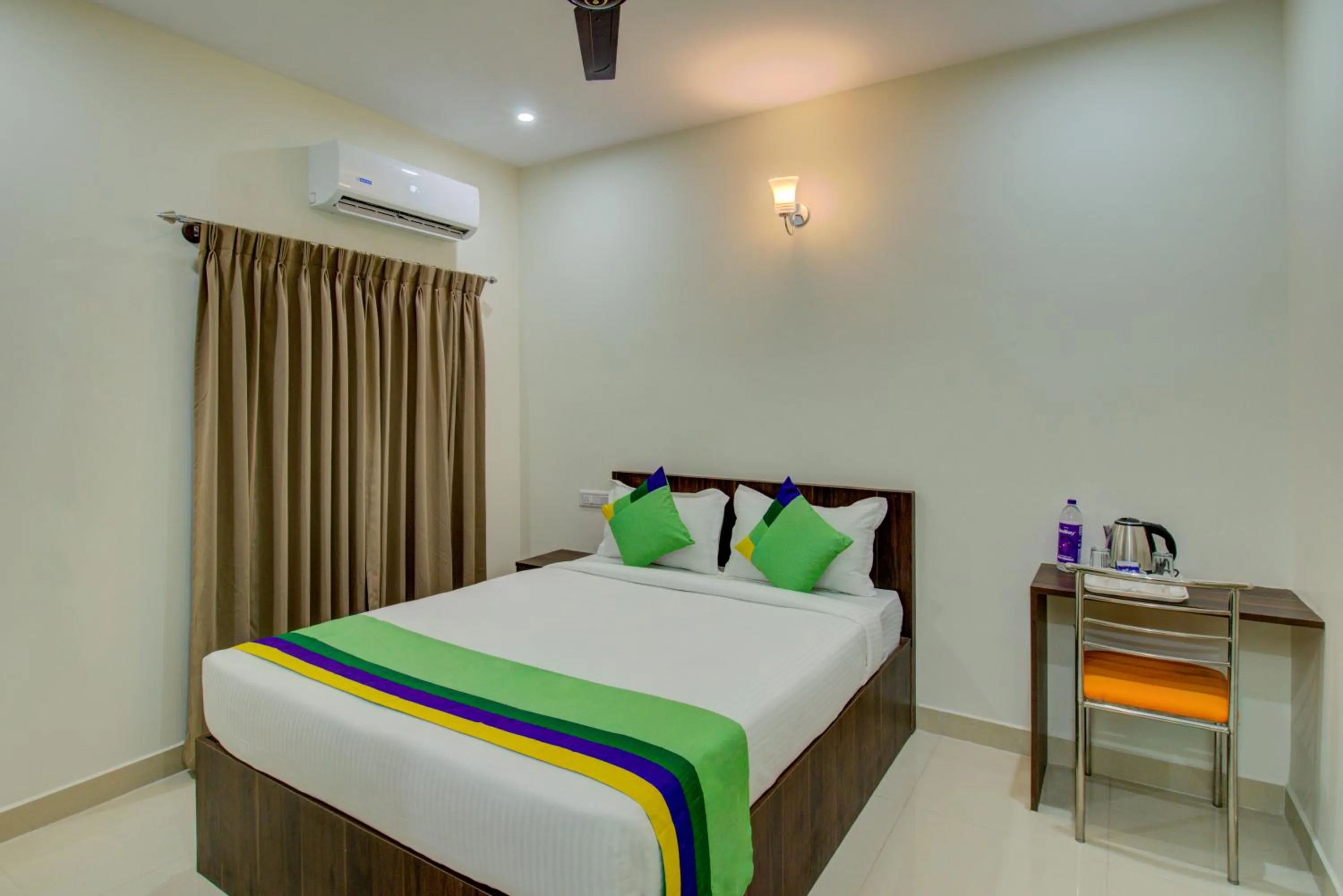 Bedroom, Bed in Treebo Fortune Stay Inn