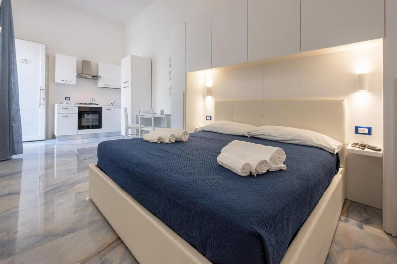 Photo of the whole room, Bed in ALG Apartments con Parcheggio