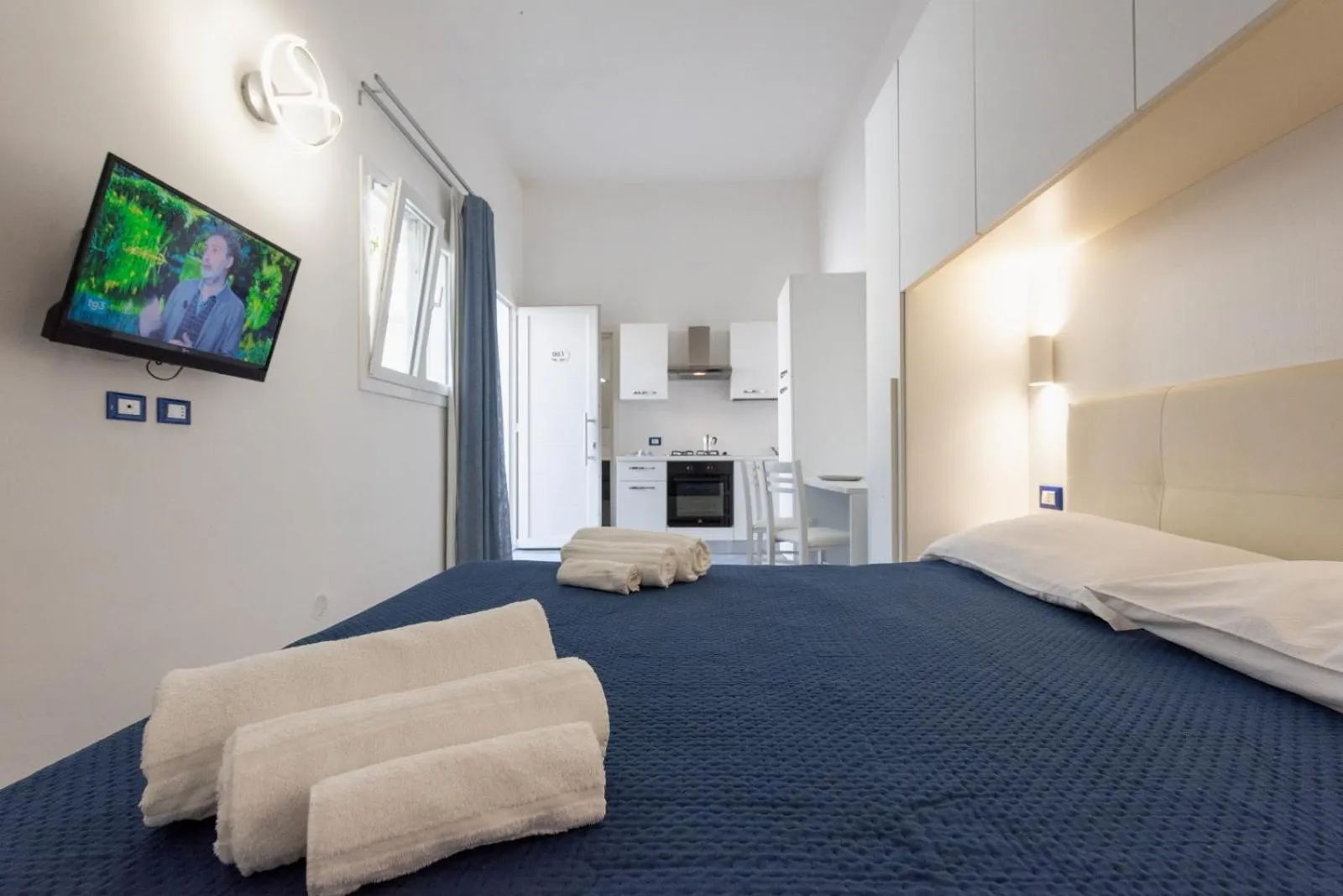 Bedroom, Bed in ALG Apartments con Parcheggio