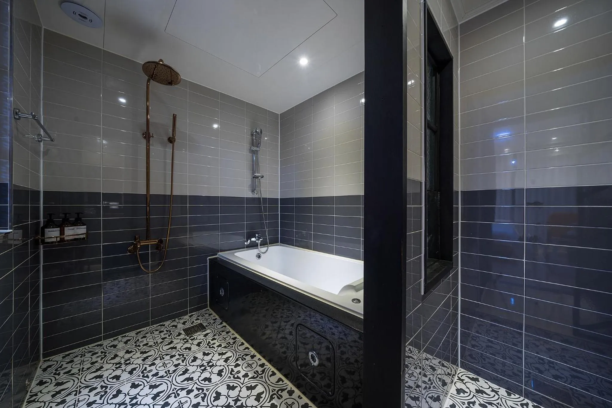 Brown Dot Hotel Angang