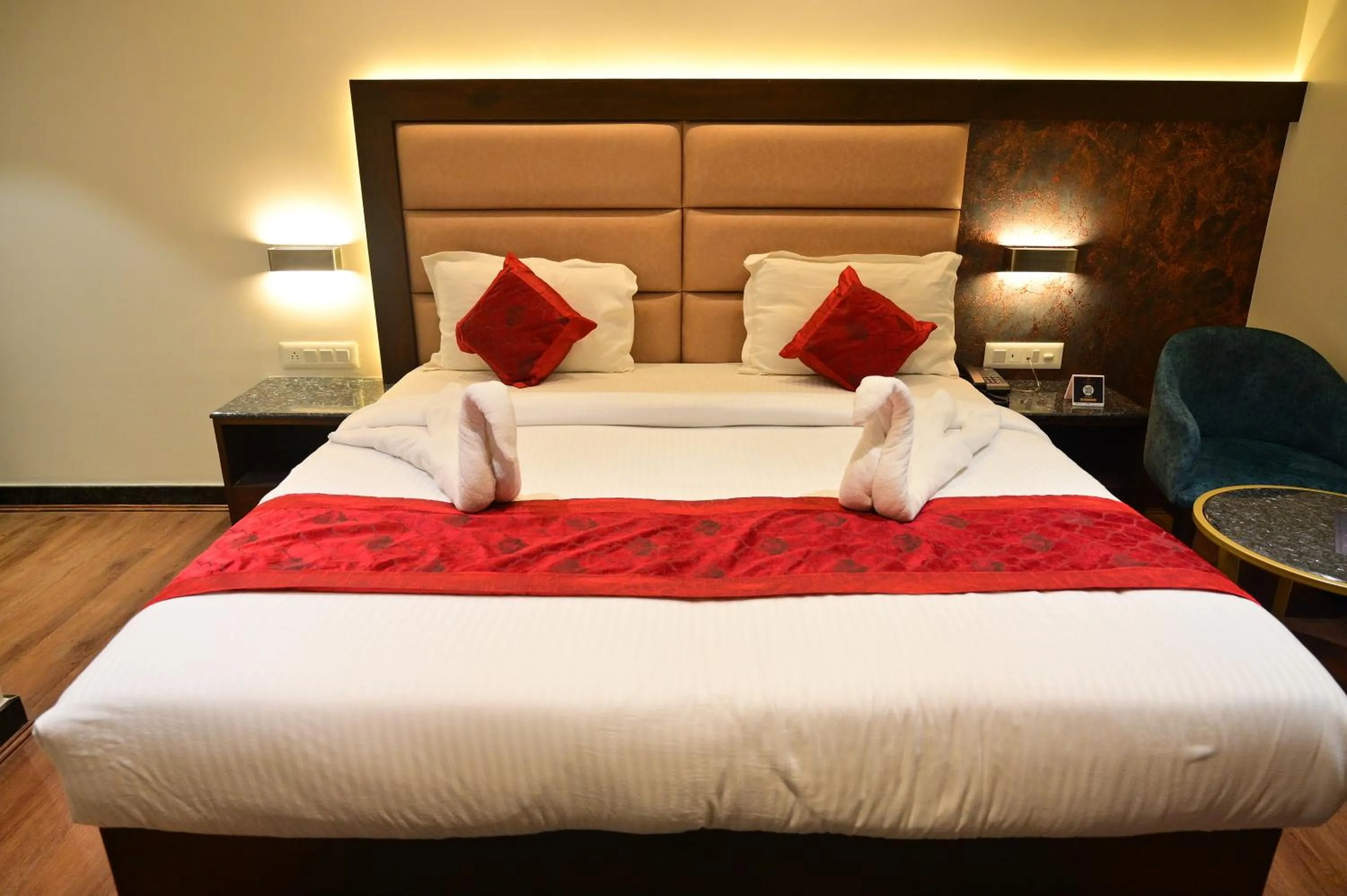 Bed in Hotel Golden Riviera