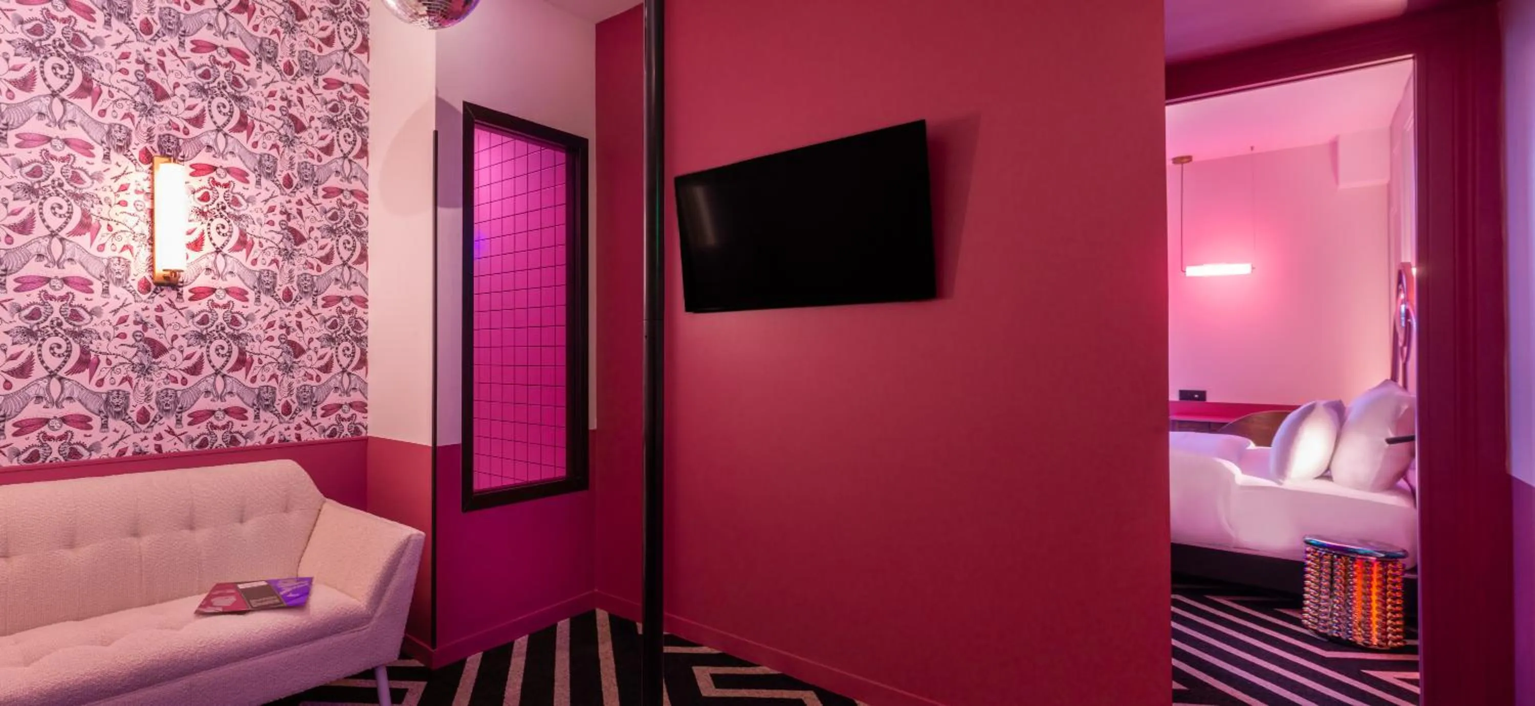 Bed in LABE Hôtel Tours Centre Gare