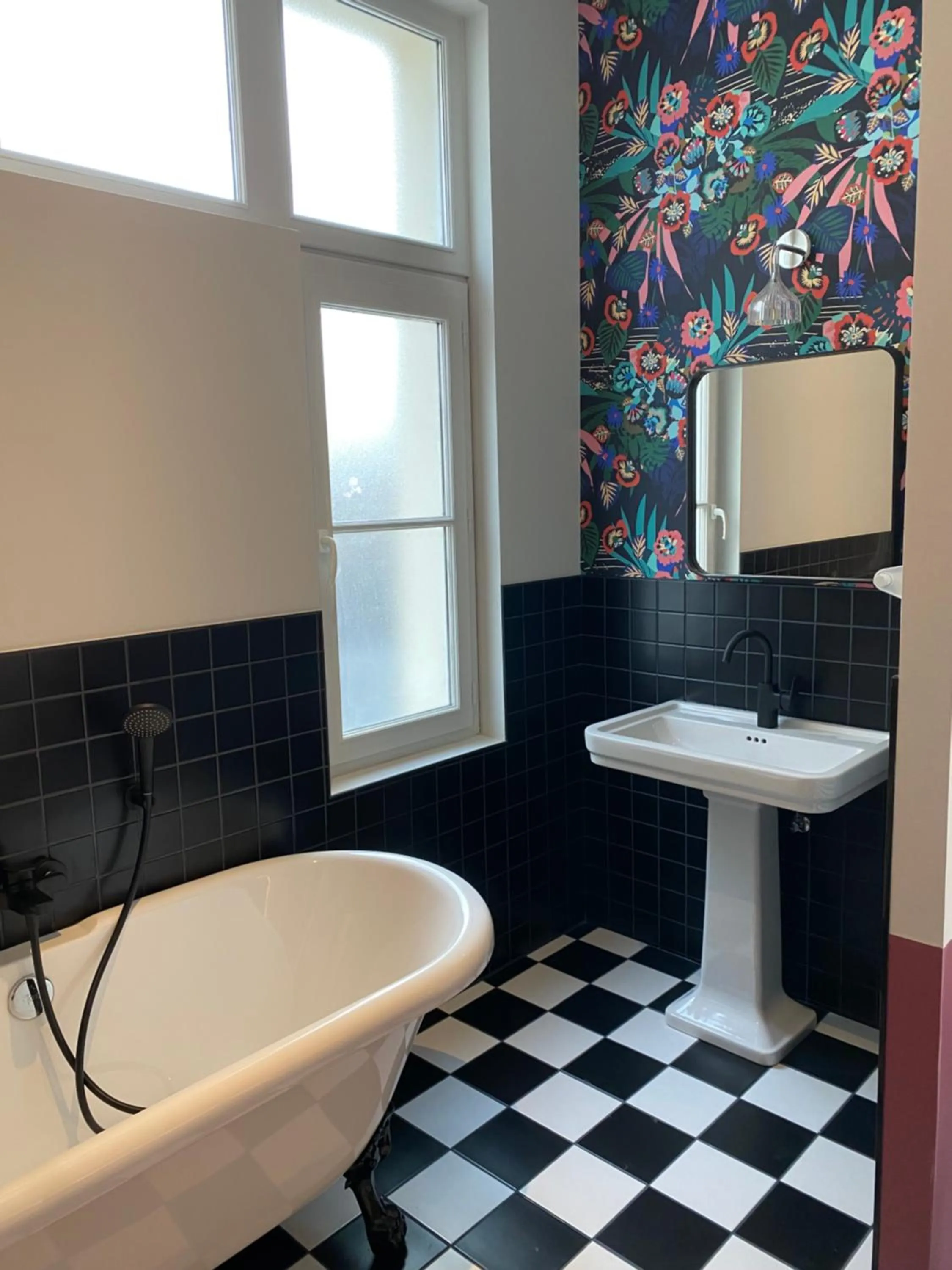 Bathroom in LABE Hôtel Tours Centre Gare