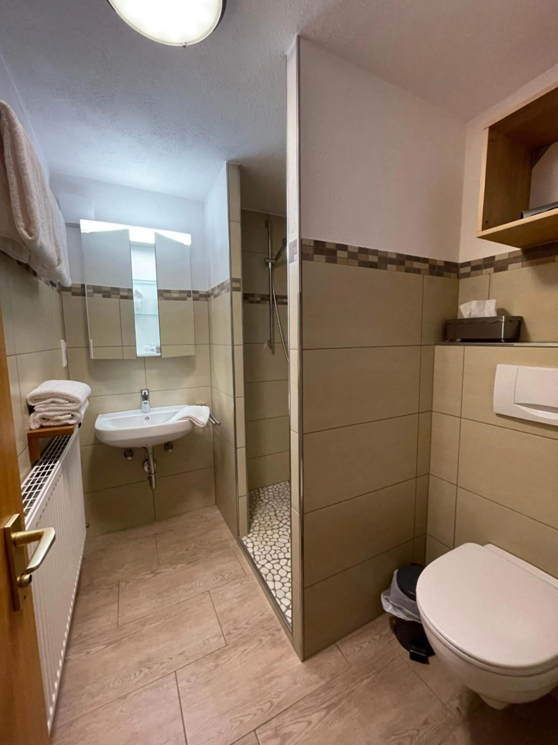 Bathroom in Adam & Eva Gasthof Paradies mit Hotel