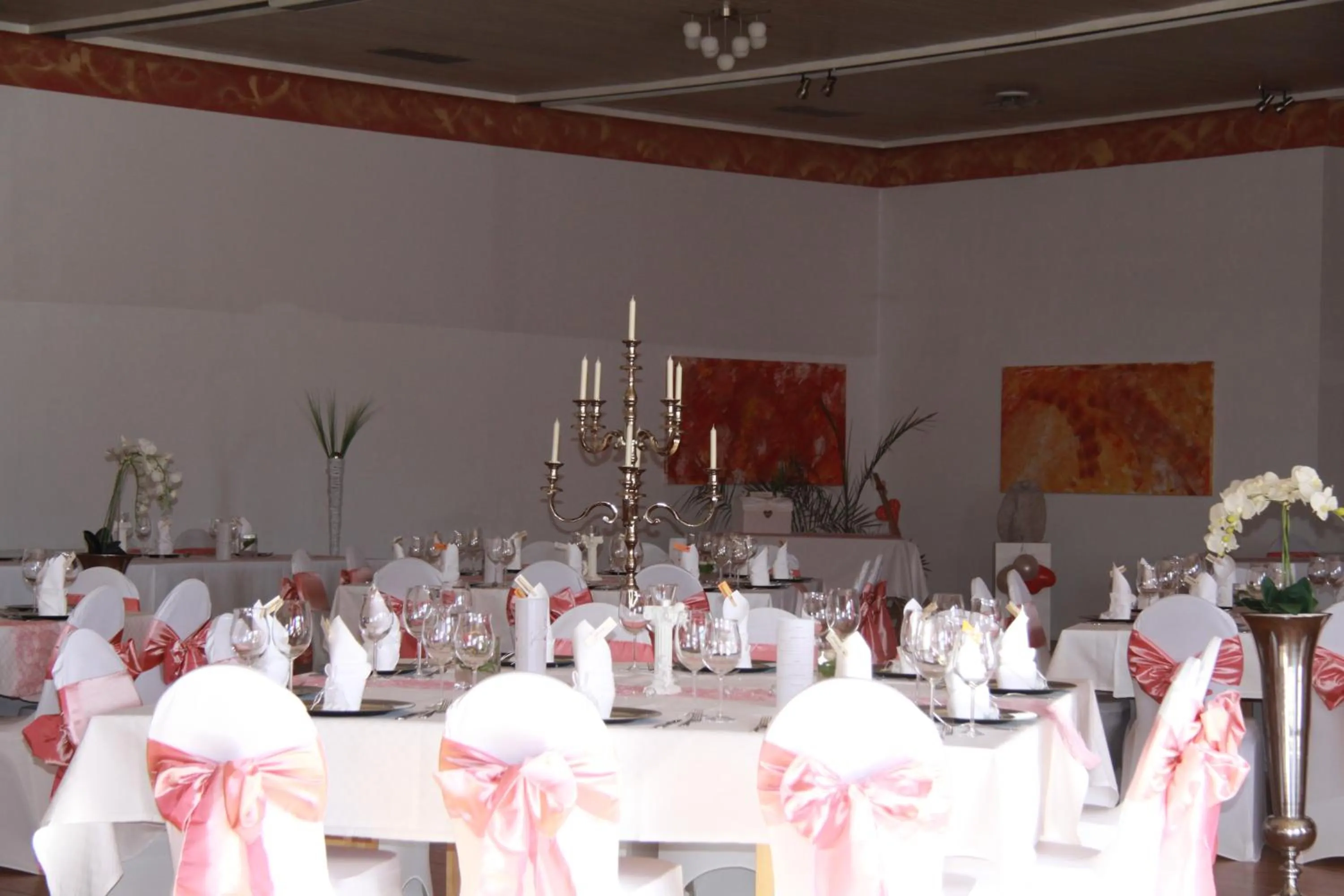 Restaurant/places to eat in Adam & Eva Gasthof Paradies mit Hotel