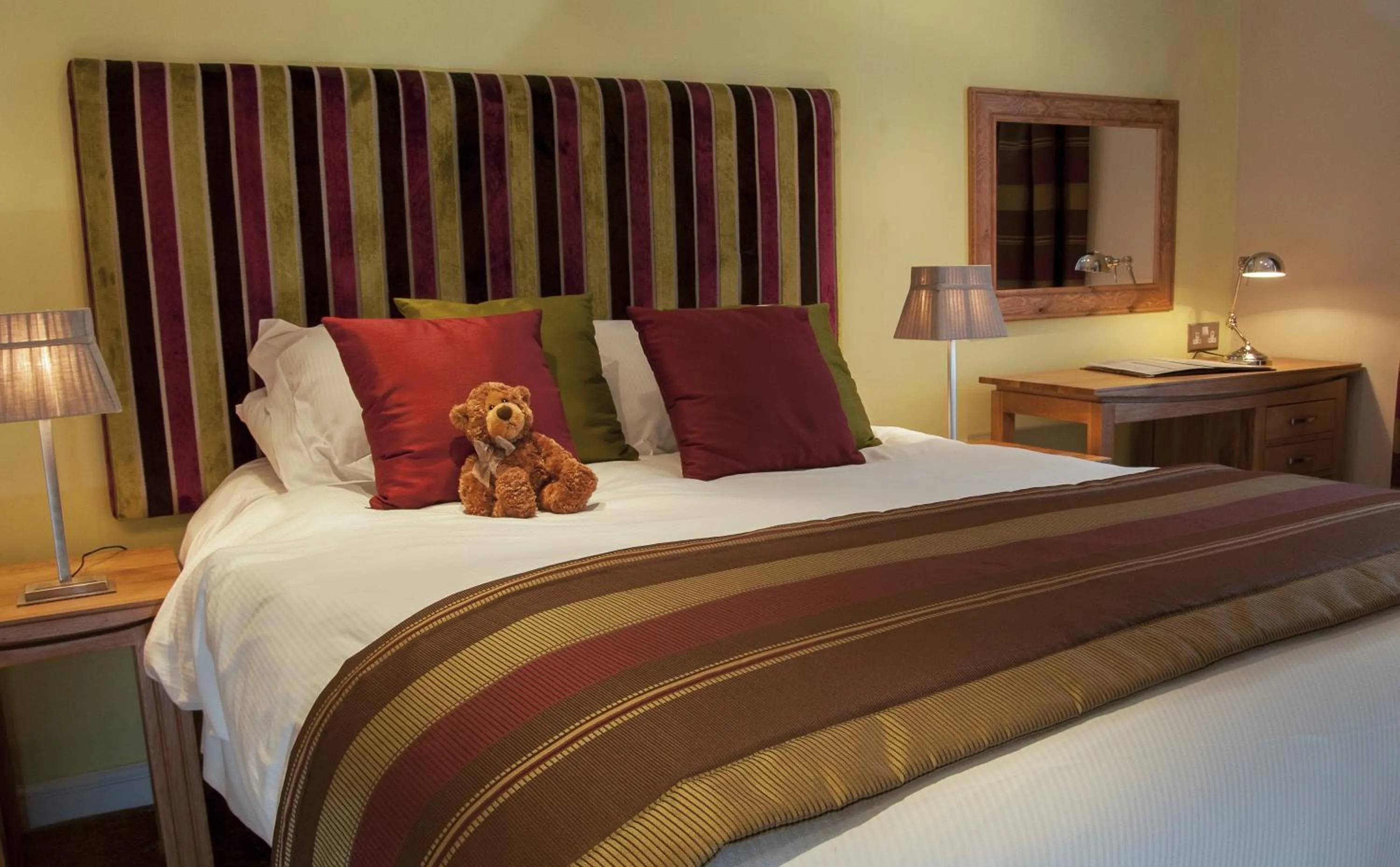 Bed in Clarence Court Hotel