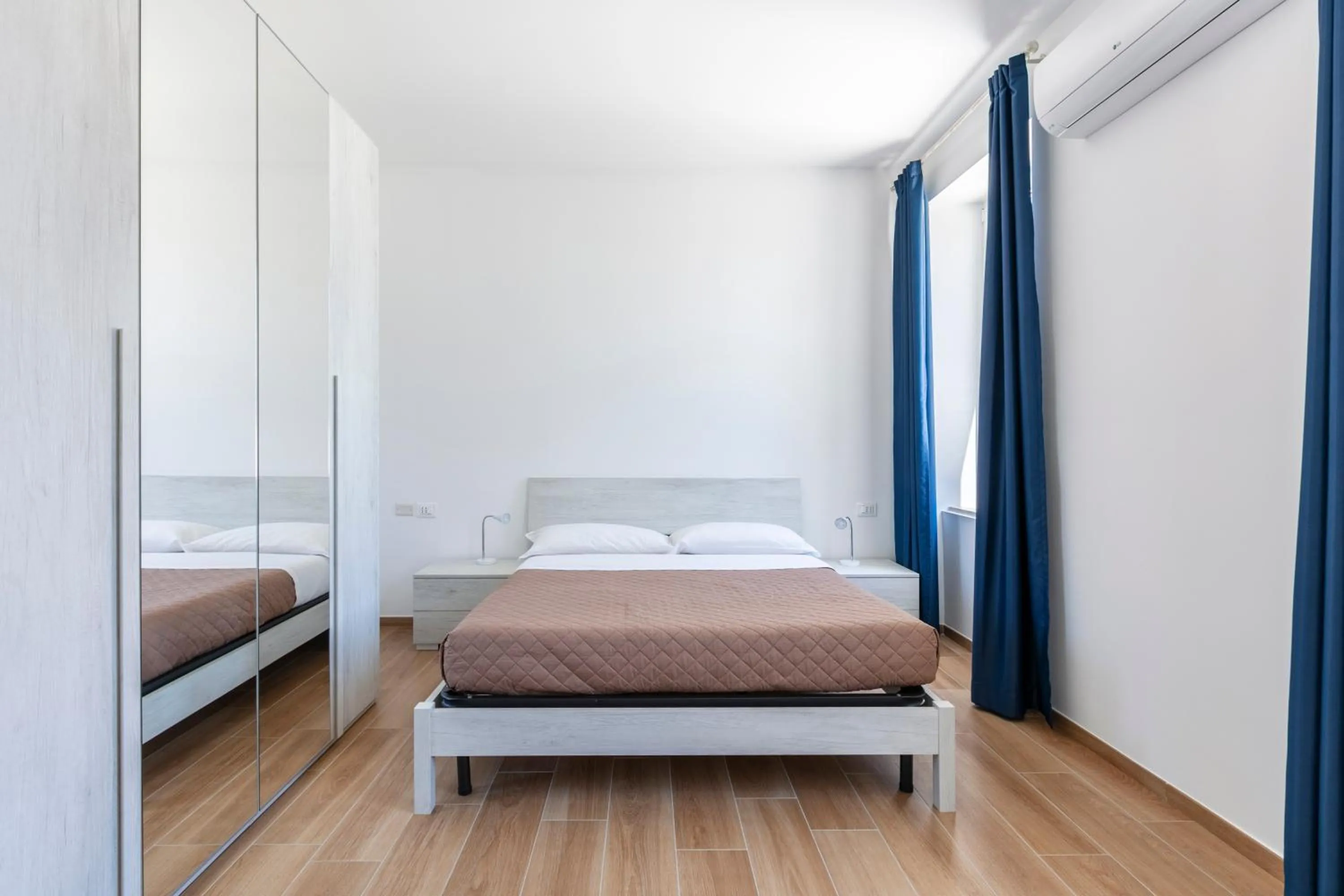 Bed in Residence Torvaianica