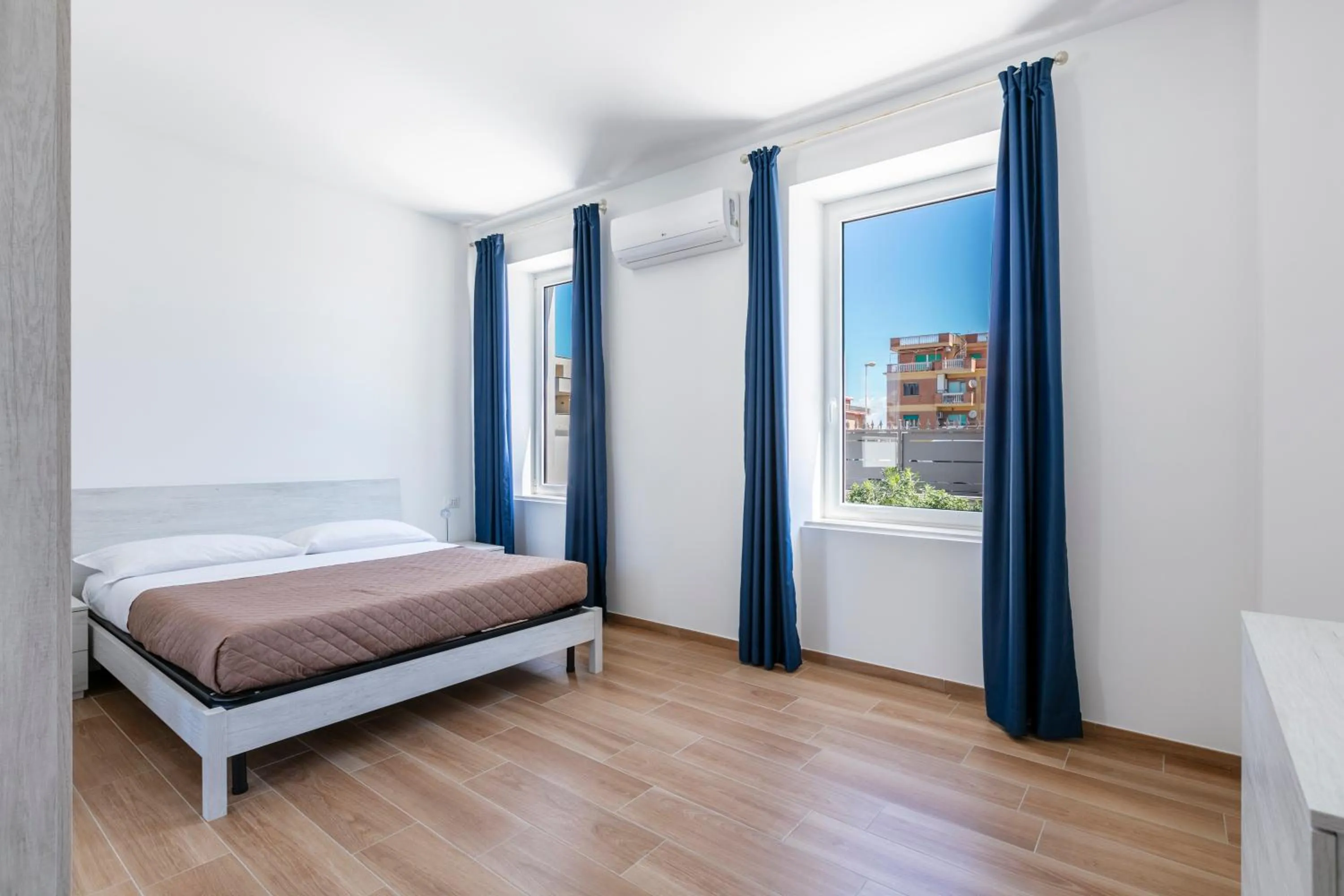 Bed in Residence Torvaianica